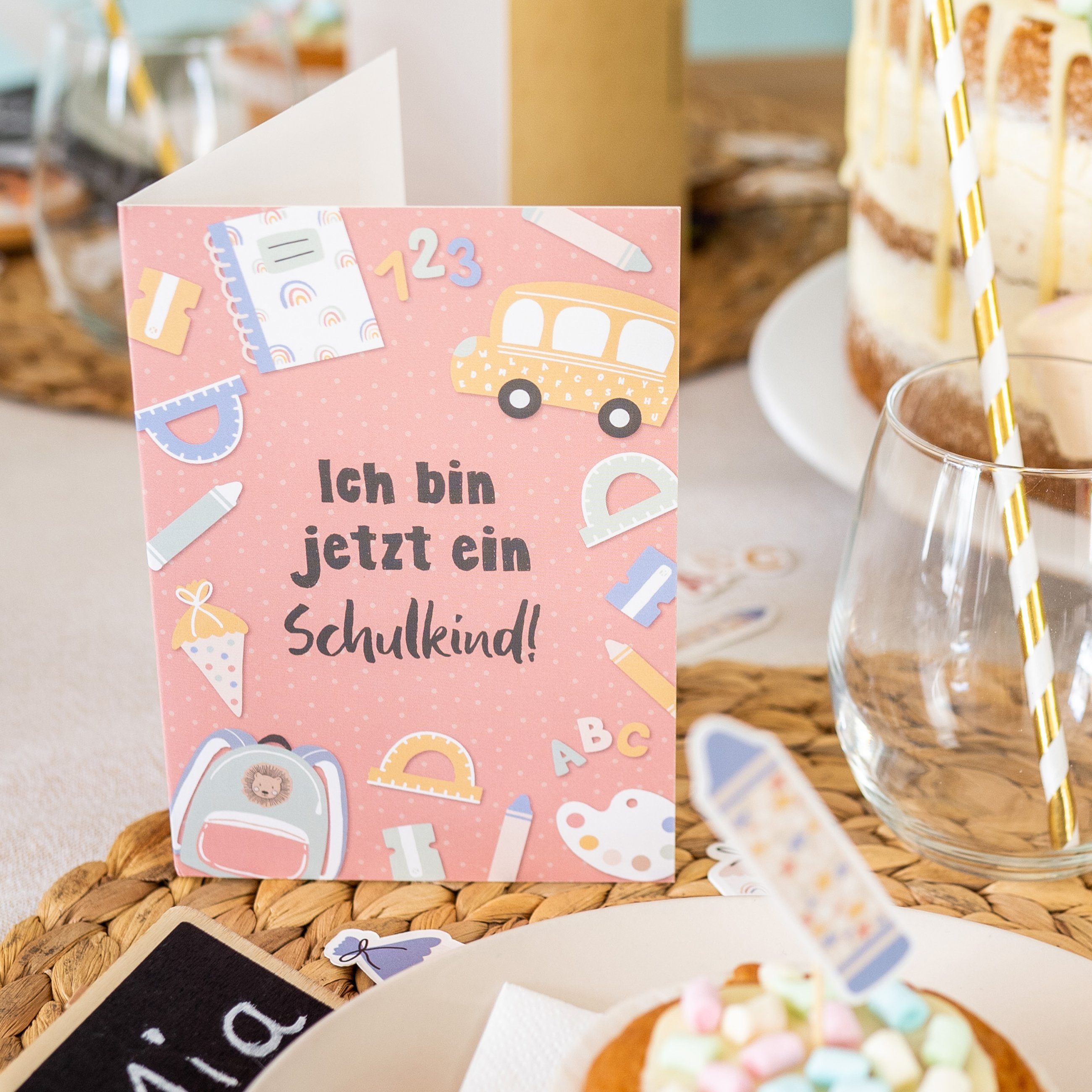 PAPIERDRACHEN Schulanfangskarte 6 Klappkarten zur Einschulung - Grüße für das Schulkind, inkl. Umschlag in Kraftpapieroptik