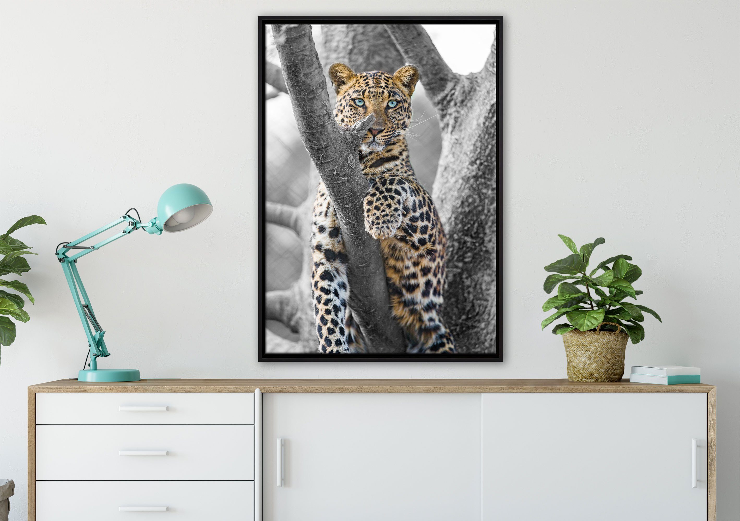 Schattenfugen-Bilderrahmen Pixxprint Baum, gefasst, Leinwandbild fertig Zackenaufhänger majestätischer (1 einem auf Wanddekoration St), in Leopard Leinwandbild bespannt, inkl.