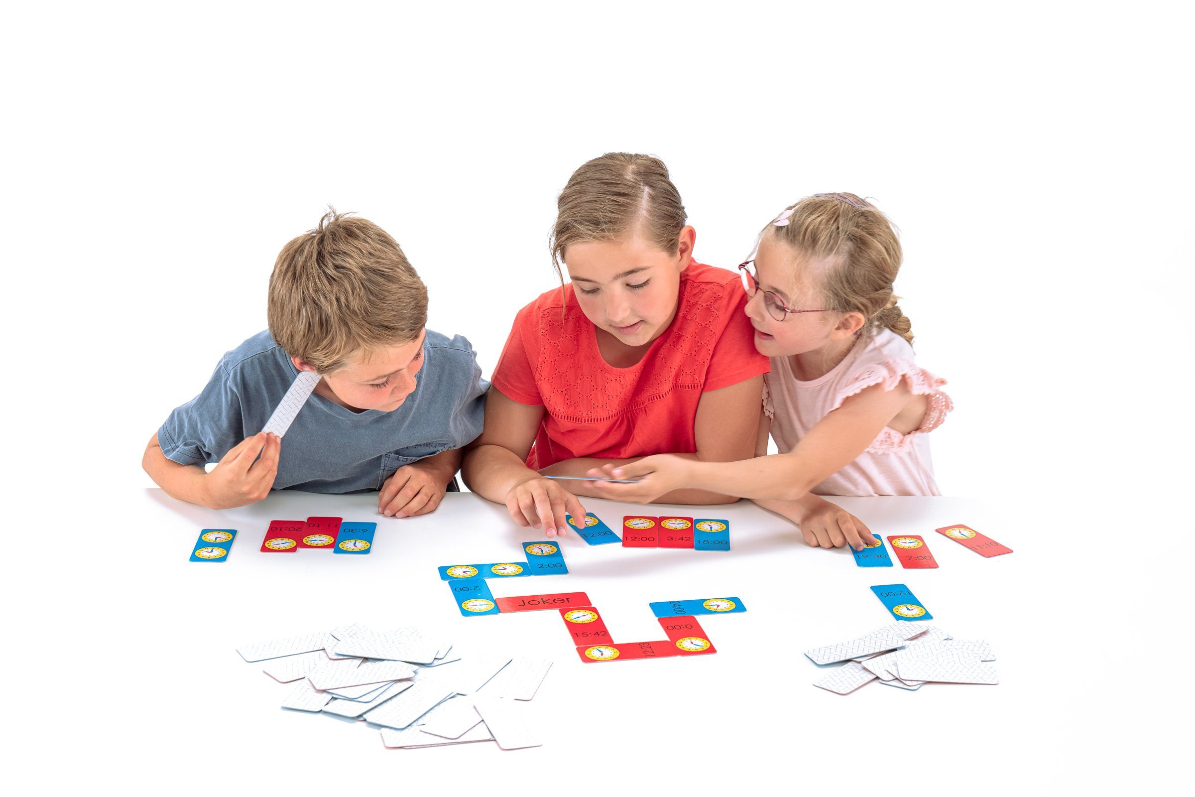 Wissner® aktiv lernen Lernspielzeug Domino - Uhrzeit (2-4 Spieler), Analog & Digital Mathe lernen (61-St), Aus 100% recycelter Pappe.