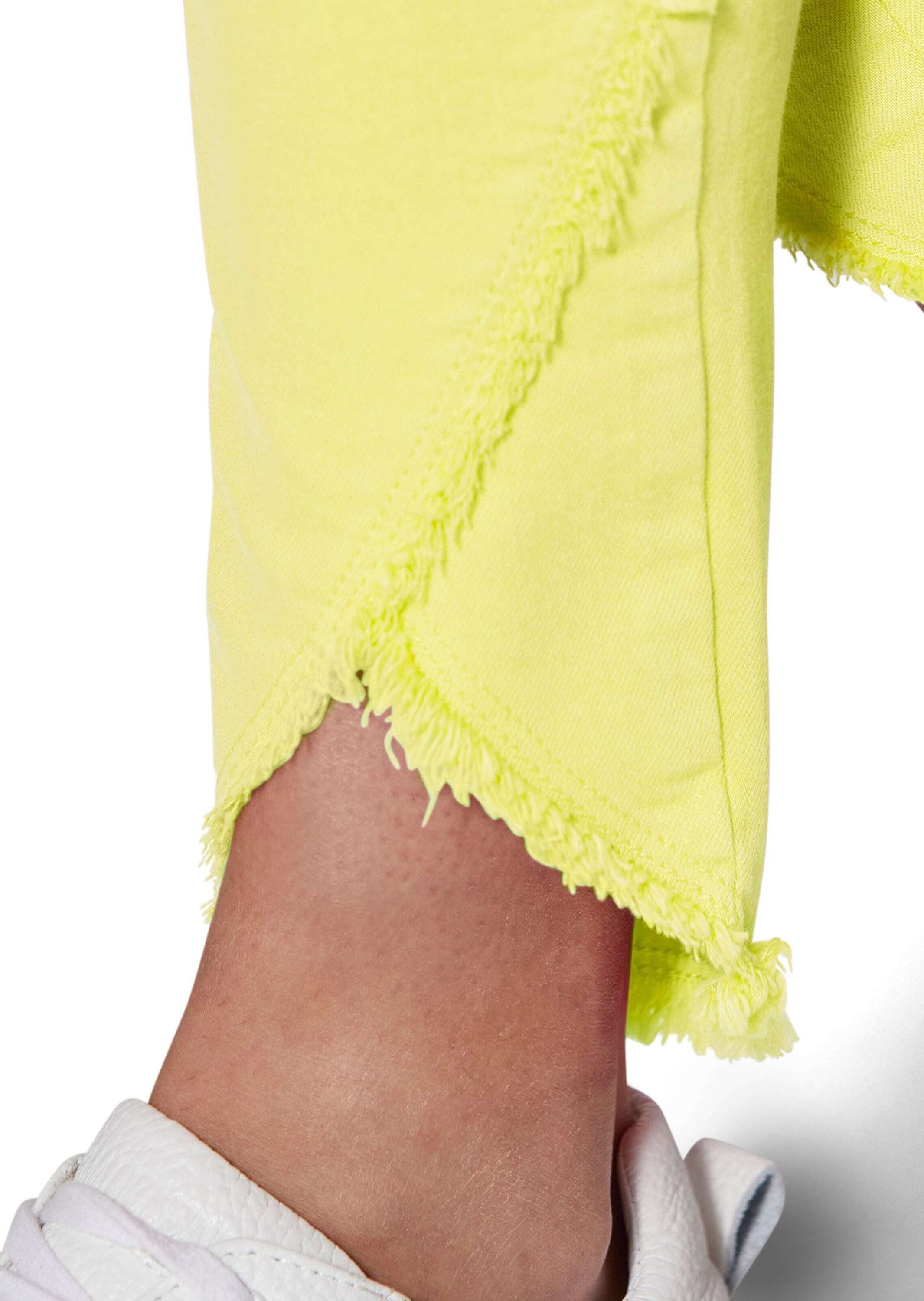 MADELEINE Gerade Jeans Verkürzte 5-Pocket-Hose mit Fransen Modisch verkürzte Hose mit abgeschrägtem Fransensaum, Cotton-Stretch