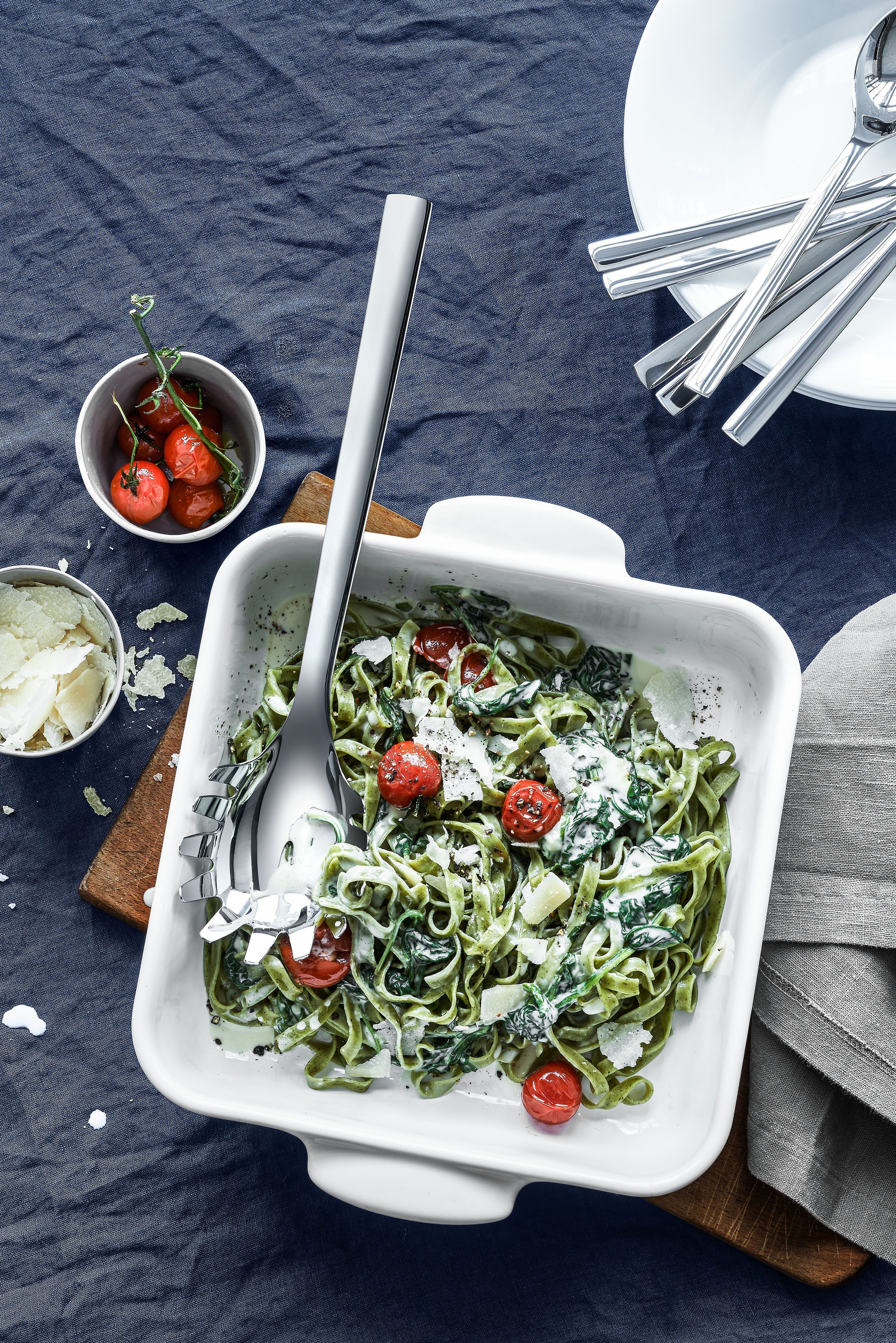 WMF Nudellöffel Nuova, Spaghettilöffel, Cromargan Edelstahl rostfrei, Geschenkverpackung