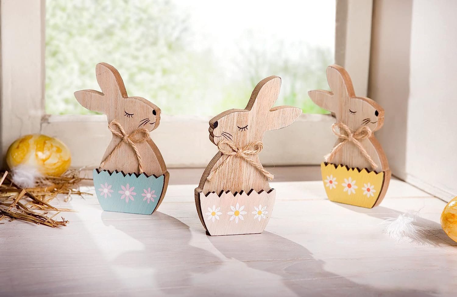 Dekofigur Hase im Blumenkorb