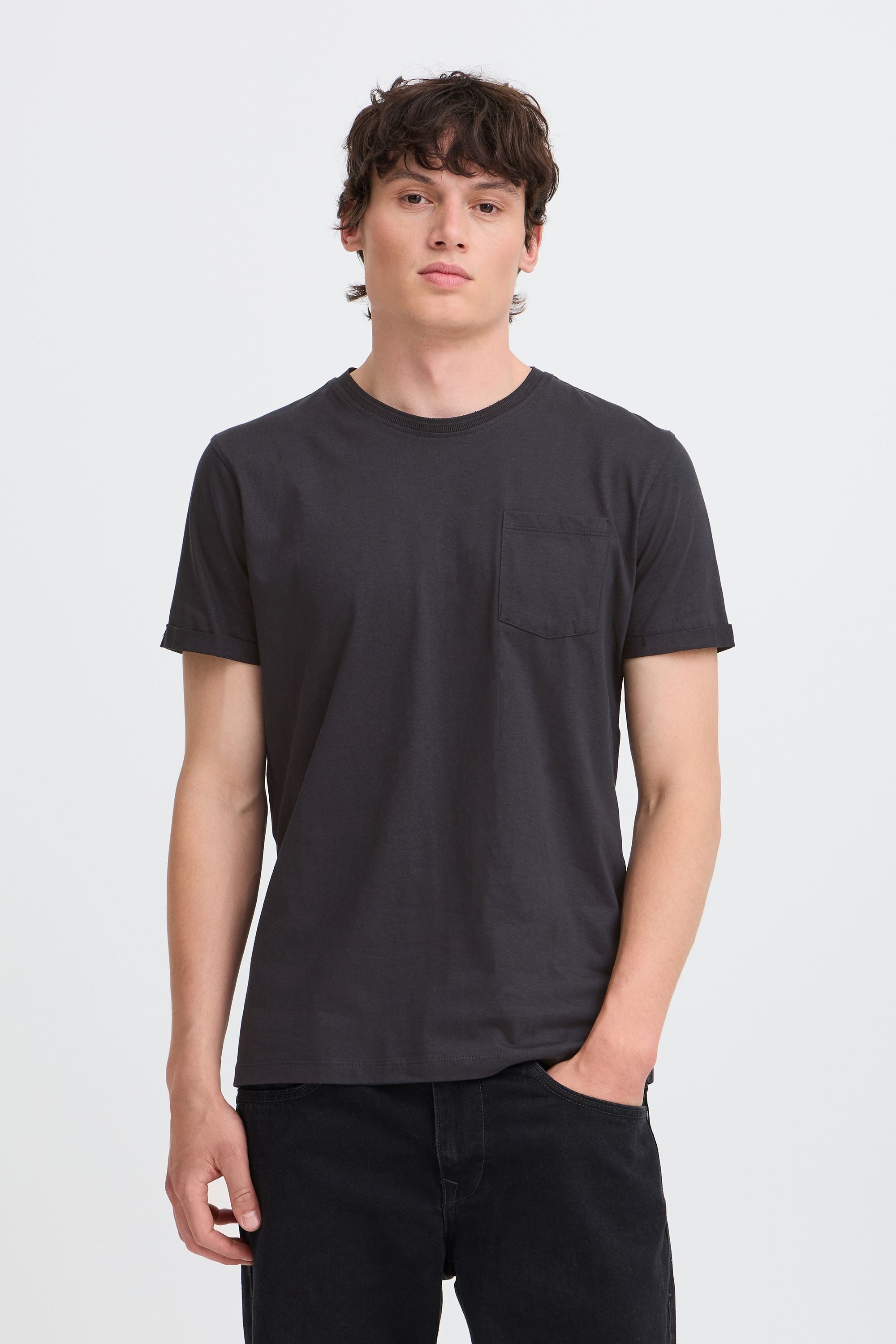 Blend T-Shirt BHNasir (1-tlg) Klassisches T-Shirt mit Rundhalsausschnitt