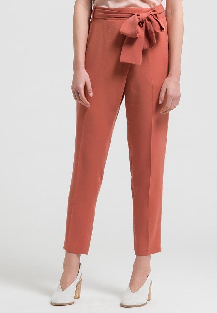 Armedangels 7/8-Hose Jolena Damen Stoff Hose Pants Stoffhose 7/8-lang Cropped Damenhose Schleifchengürtel