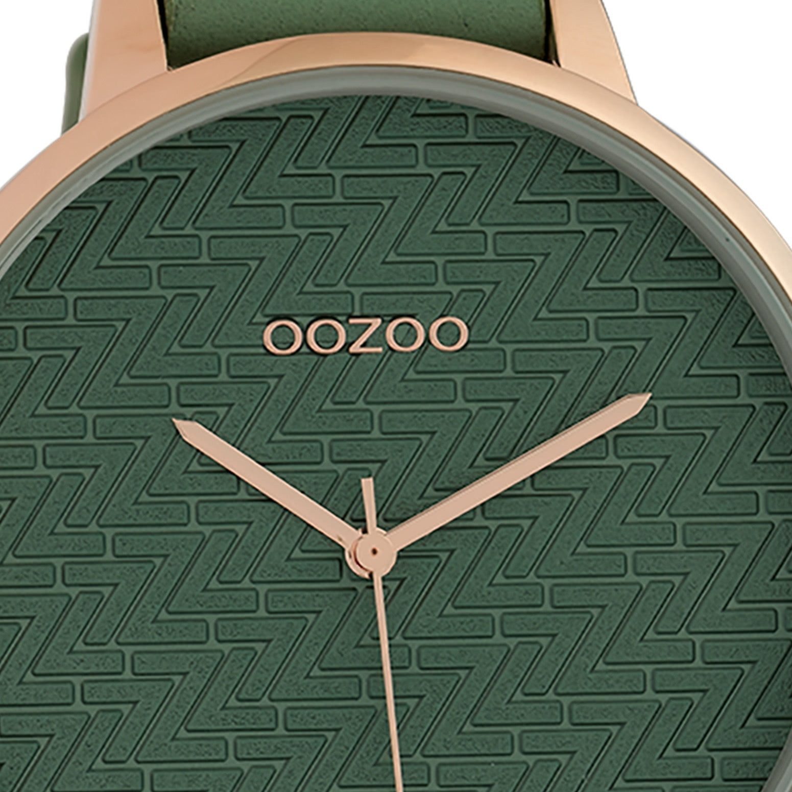 OOZOO Quarzuhr Oozoo Damen Armbanduhr Timepieces Analog, (Analoguhr), Damenuhr rund, extra groß (ca. 48mm), Lederarmband grün, Fashion