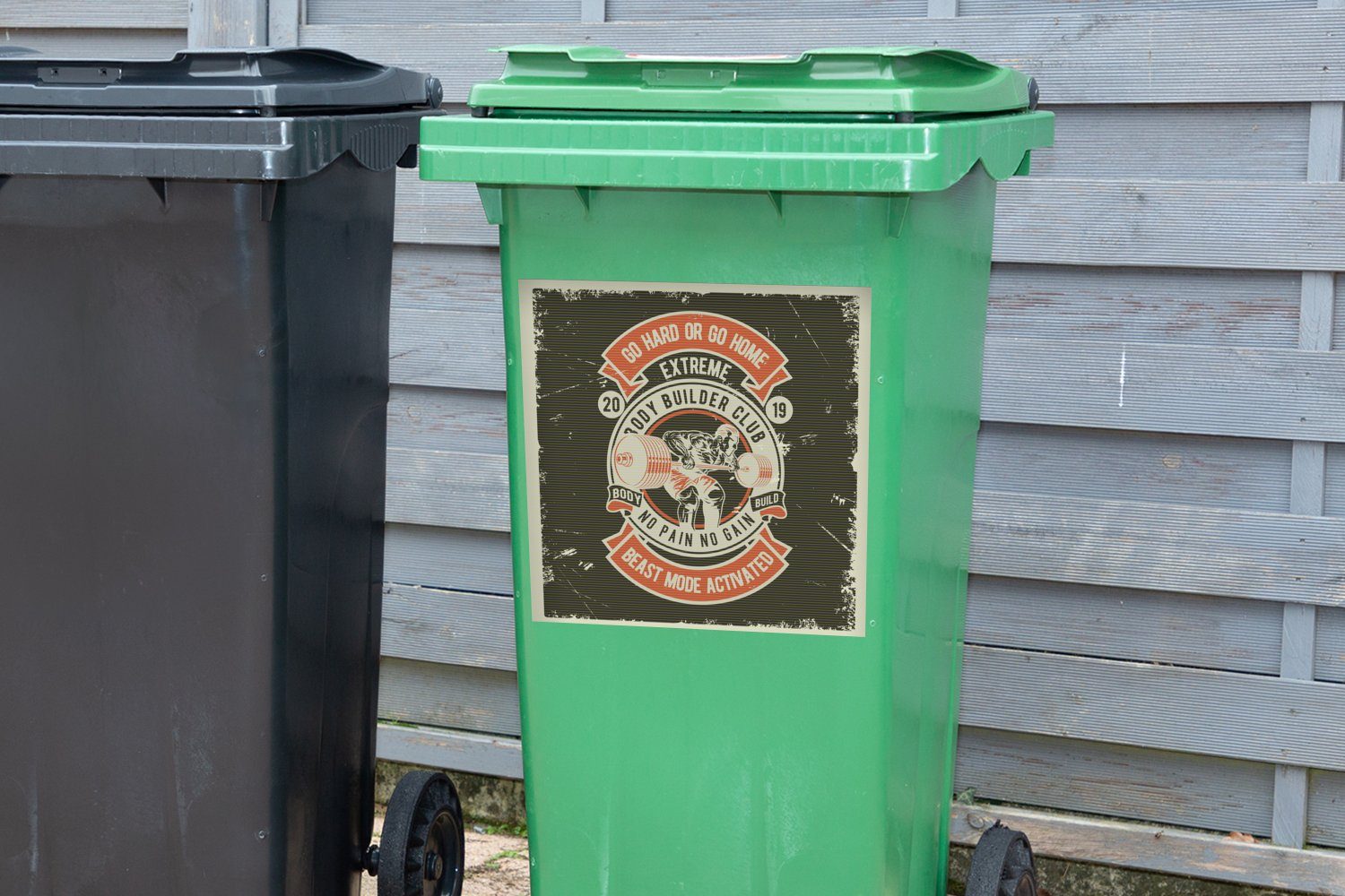 MuchoWow Wandsticker Mancave (1 Abfalbehälter Mülleimer-aufkleber, Mülltonne, St), - - - Sticker, Container, Vintage Gewichte Sport