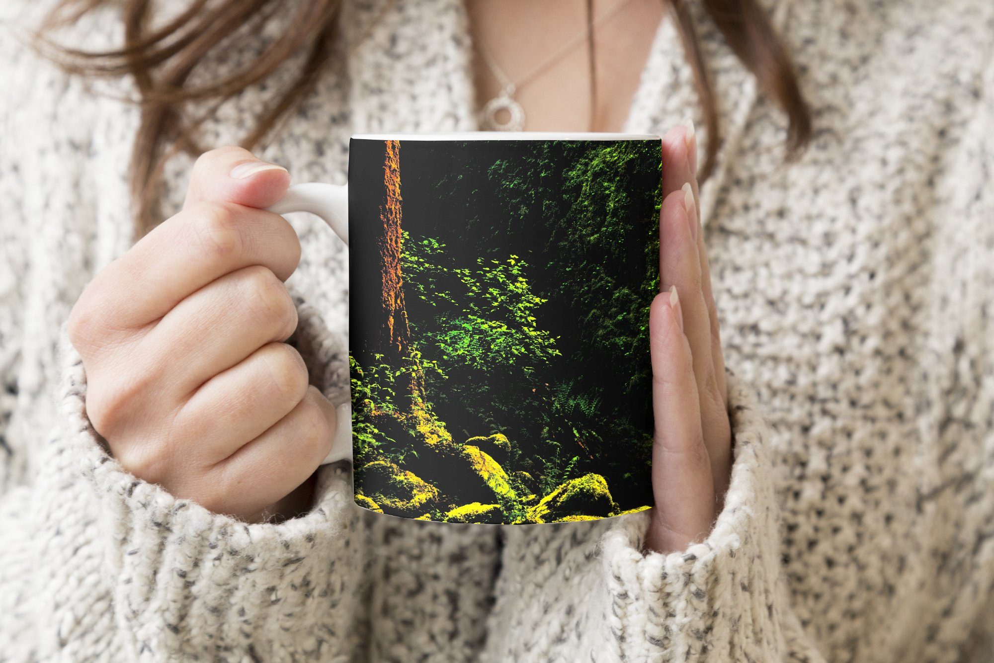 Kaffeetassen, Tasse Wasserfall Geschenk Dschungel MuchoWow Teetasse, Teetasse, - - Keramik, Natur, Becher,