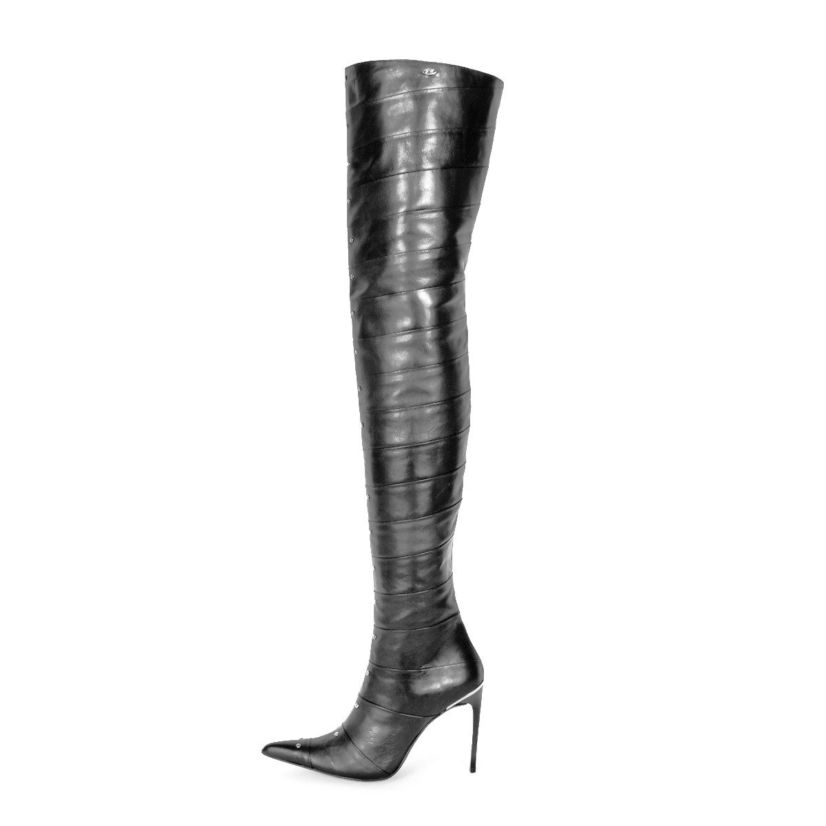 Fernando Berlin Thigh High Сапоги aus segmentiertem Leder und Stiletto Heels Высокиеtiefel segmentiertes Leder mit Nietenaplikationen