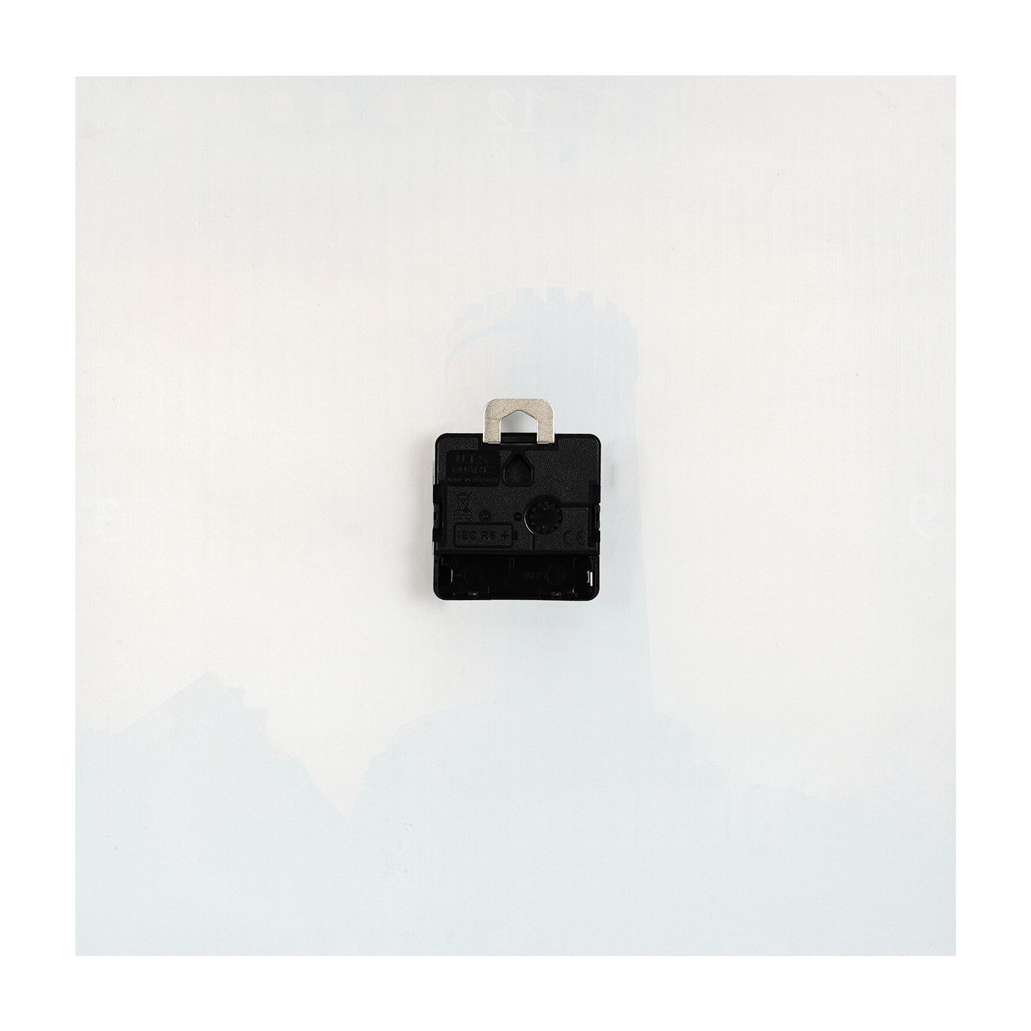 OTTO home Wanduhr Gesicht, Blattgold Applikationen (Uhr, geräuschlos, gold, Blattgold, handarbeit, Frau, Gesicht, Lippen)