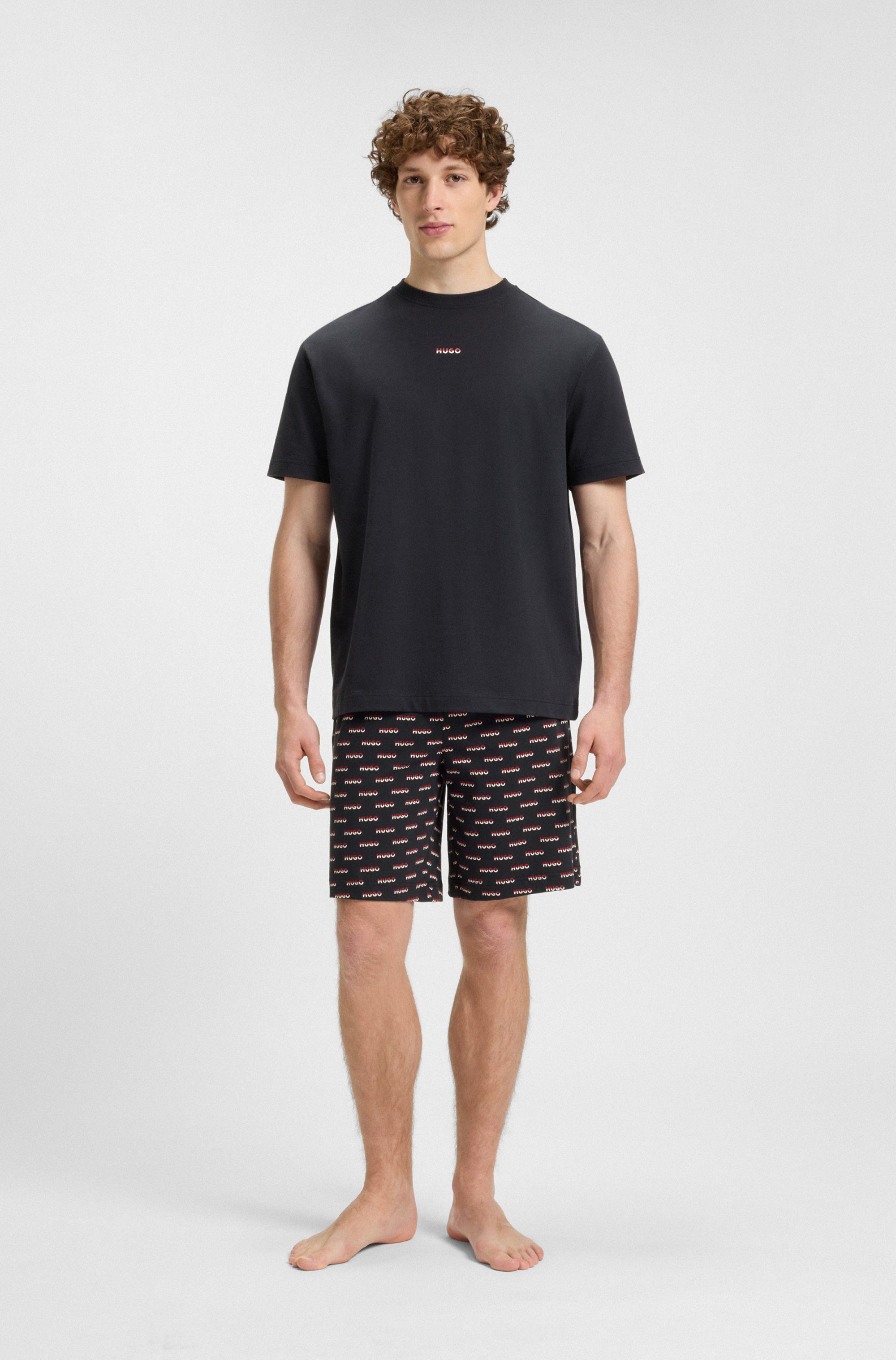 HUGO Pyjamashorts SPLIT LOGO zweifarbige Logo's allover, elasticher Bund