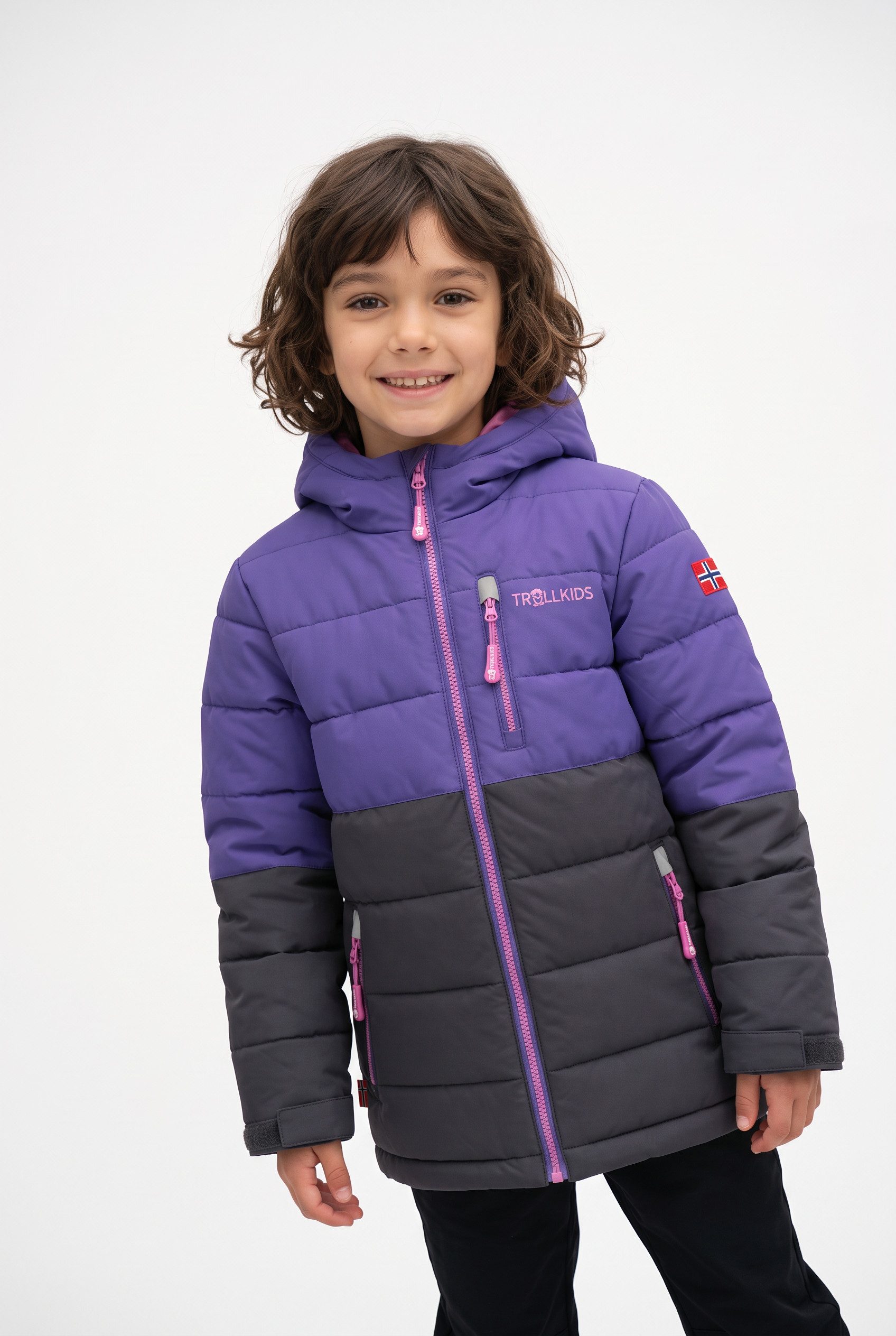 TROLLKIDS Winterjacke KIDS HEMSEDAL SNOW JACKET XT sportlich, aus Steppware, mit Kapuze, pflegeleicht, für Kinder