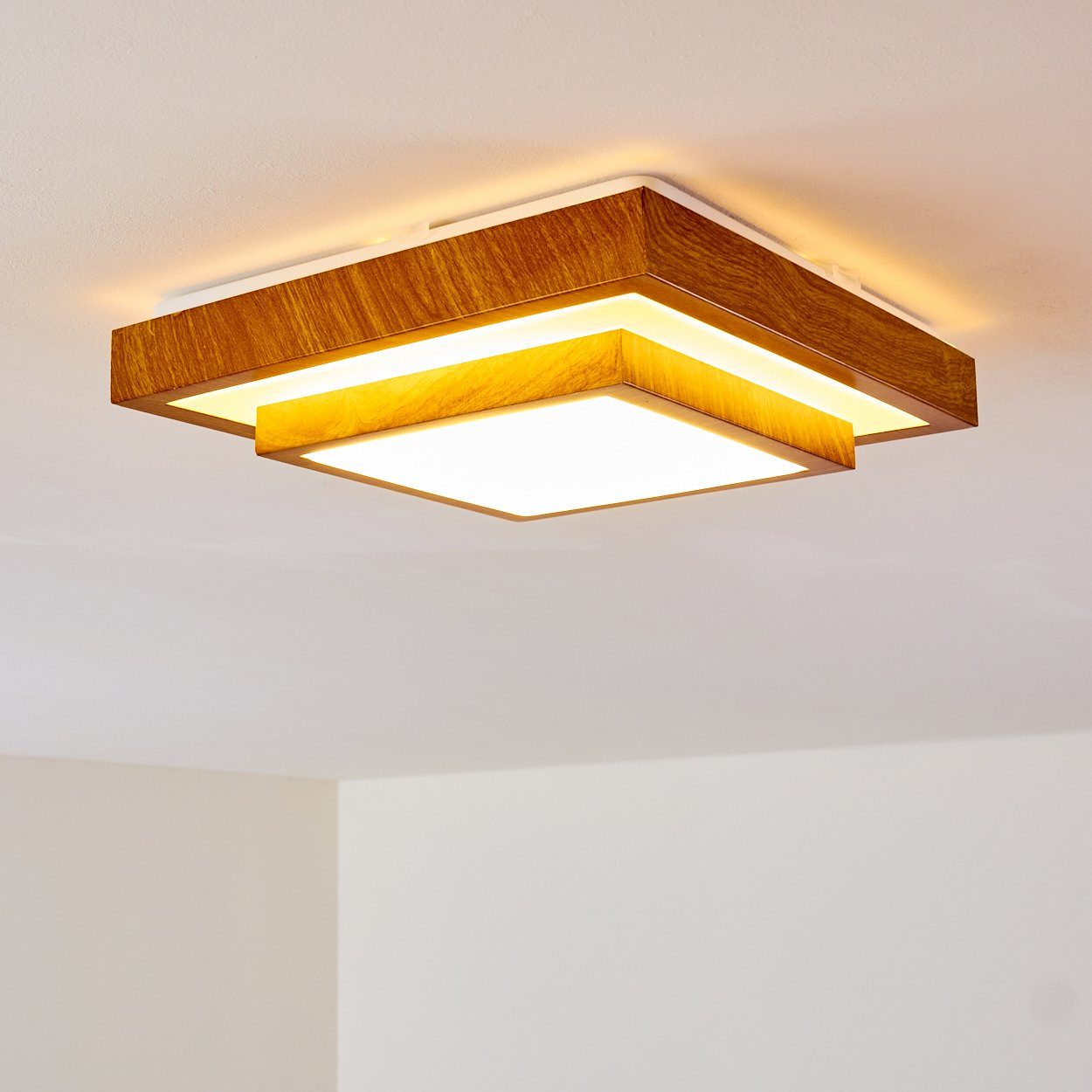 3000 Watt, eckige für das in 1380 hofstein Metall Deckenleuchte 18 Badezimmer Deckenlampe 44, auch Lumen, »Rosola« geeignet moderner Holz-Optik, IP Kelvin, aus