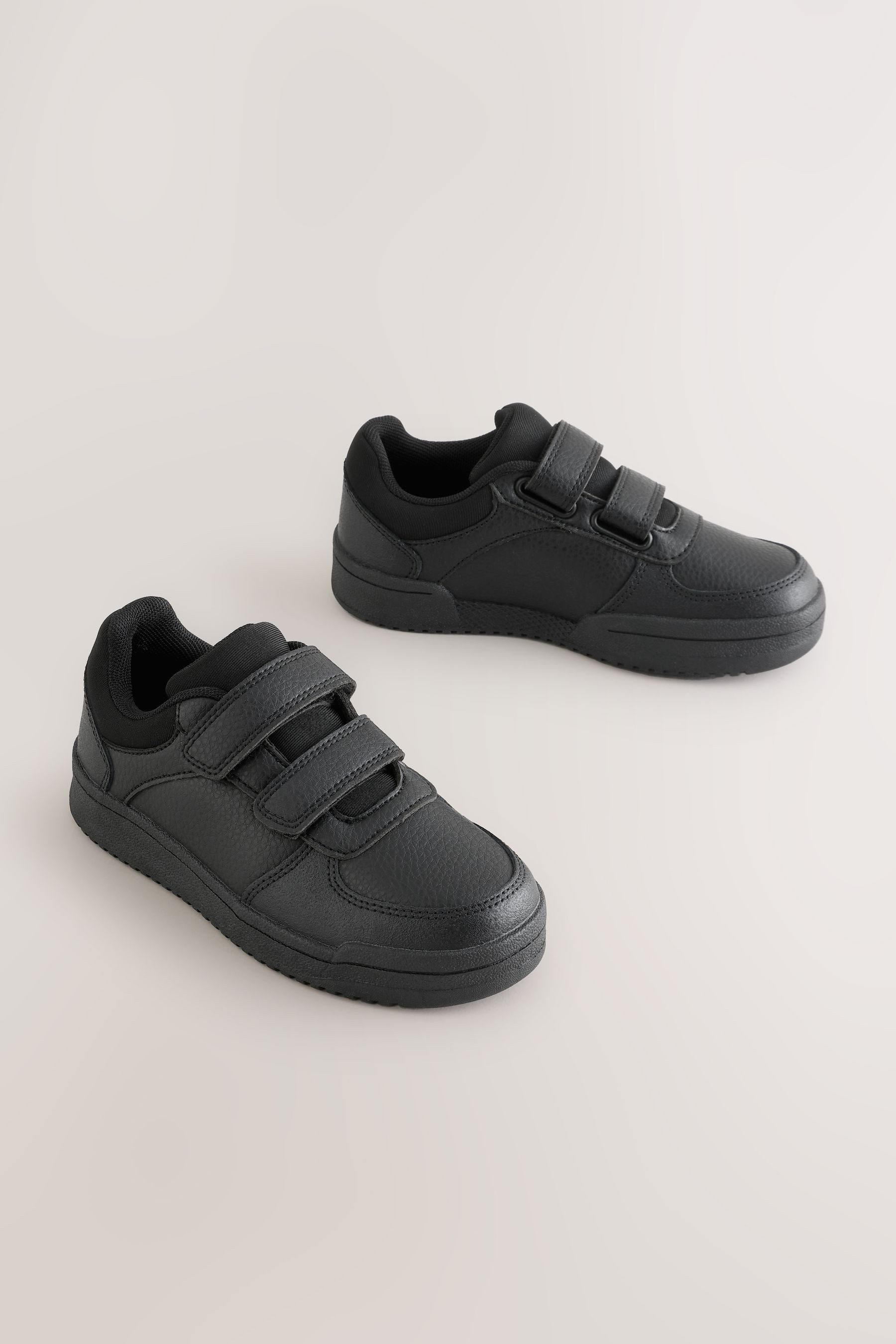 Next Schuhe mit Klettverschluss für die Schule Klettschuh (1-tlg)
