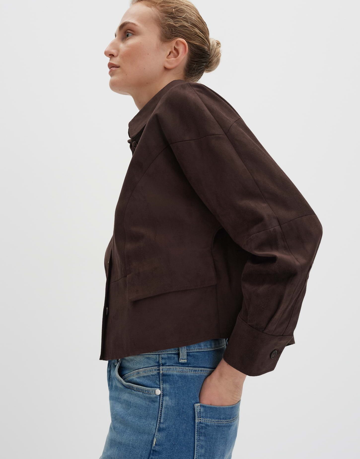 someday Jackenblazer NYLIA Regular in Wildlederoptik schmal zulaufend mit verkürzter Länge
