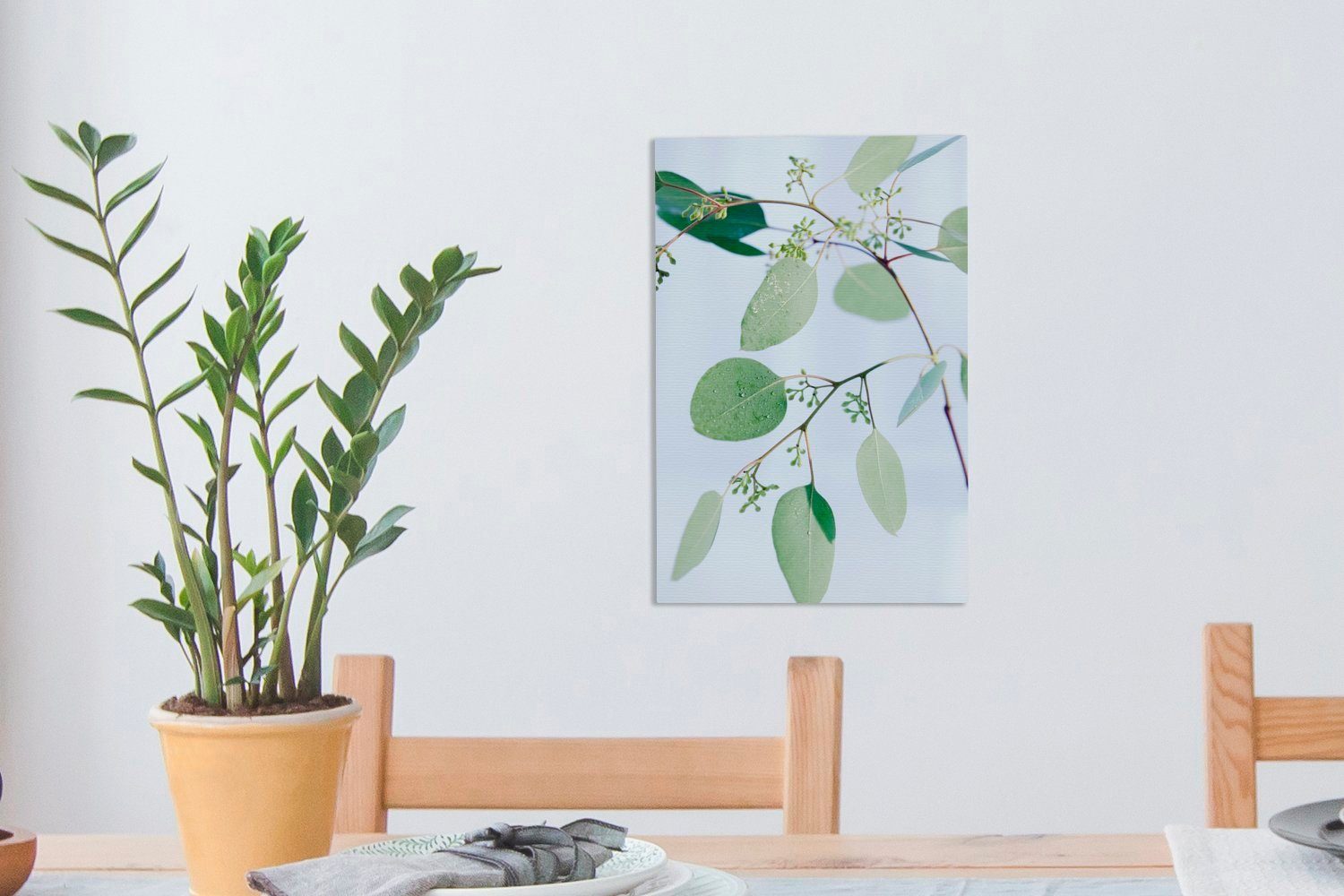 Blättern, bespannt St), (1 Leinwandbild Eukalyptuszweige OneMillionCanvasses® Gemälde, inkl. fertig Leinwandbild mit 20x30 Zackenaufhänger, cm