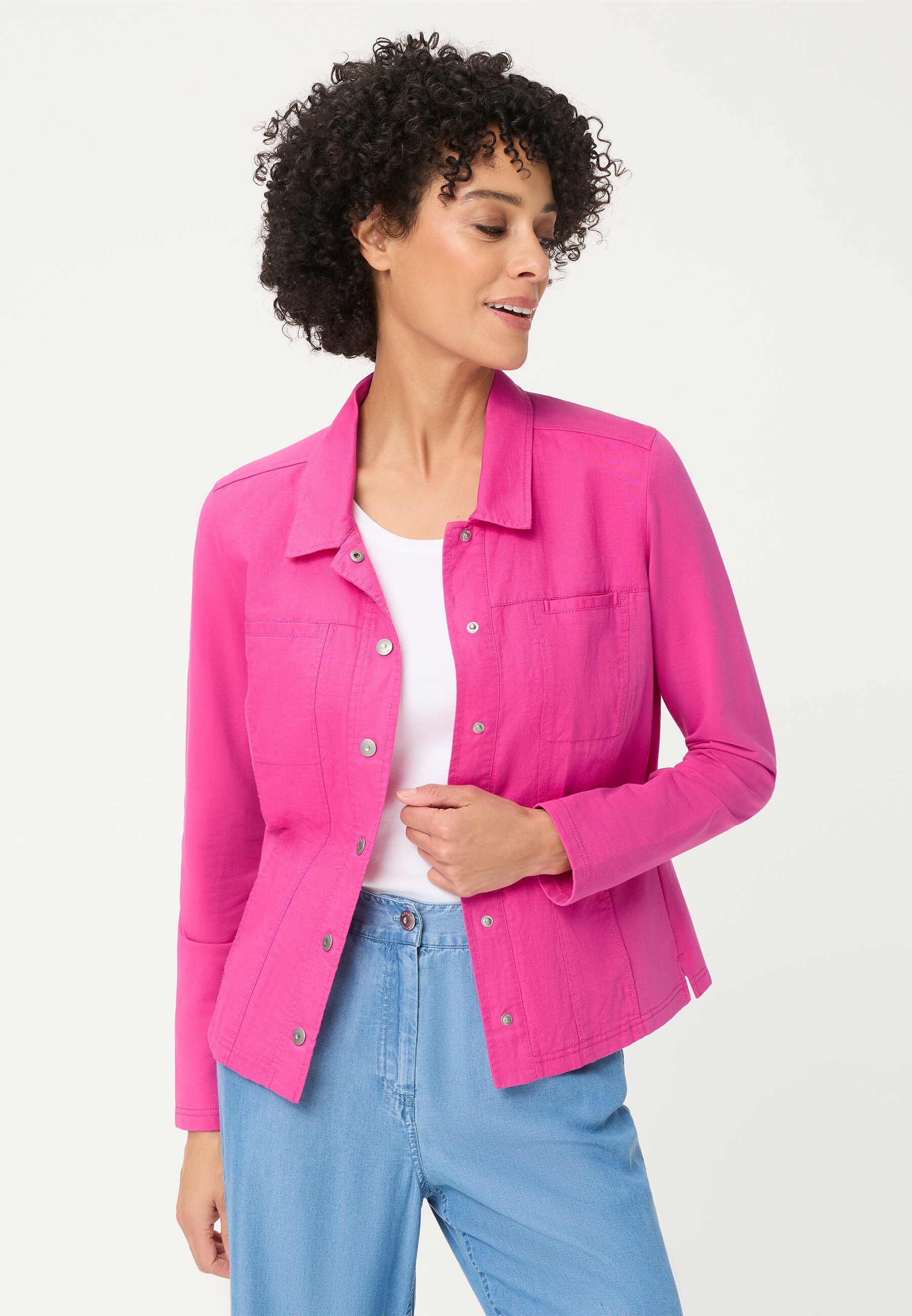 Sweatjacke Jerseyjacke im modernen Materialmix