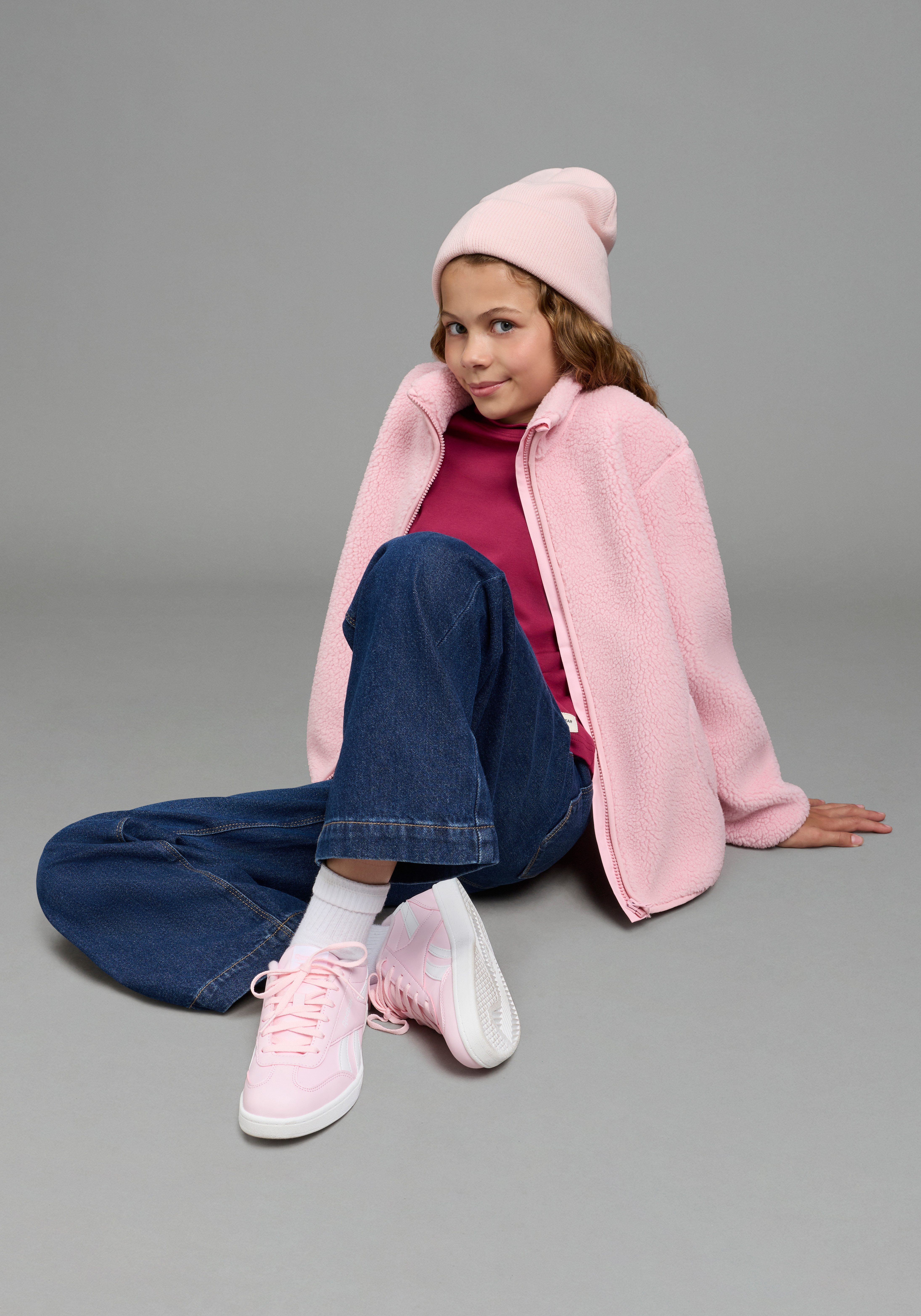 Zum Outfit 10