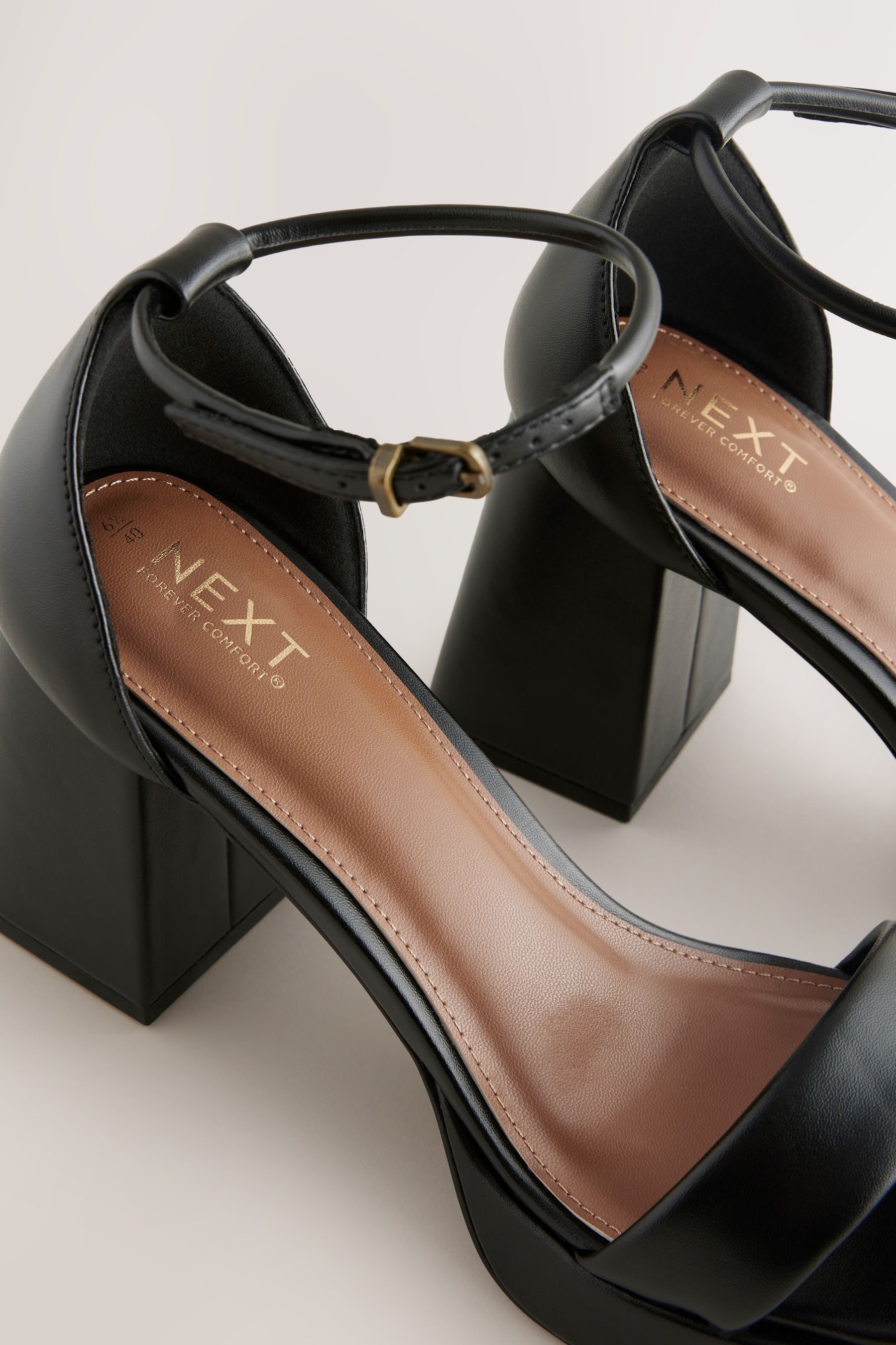 Next Forever Comfort® eckige Plateau-Pumps Plateausandale (1-tlg)