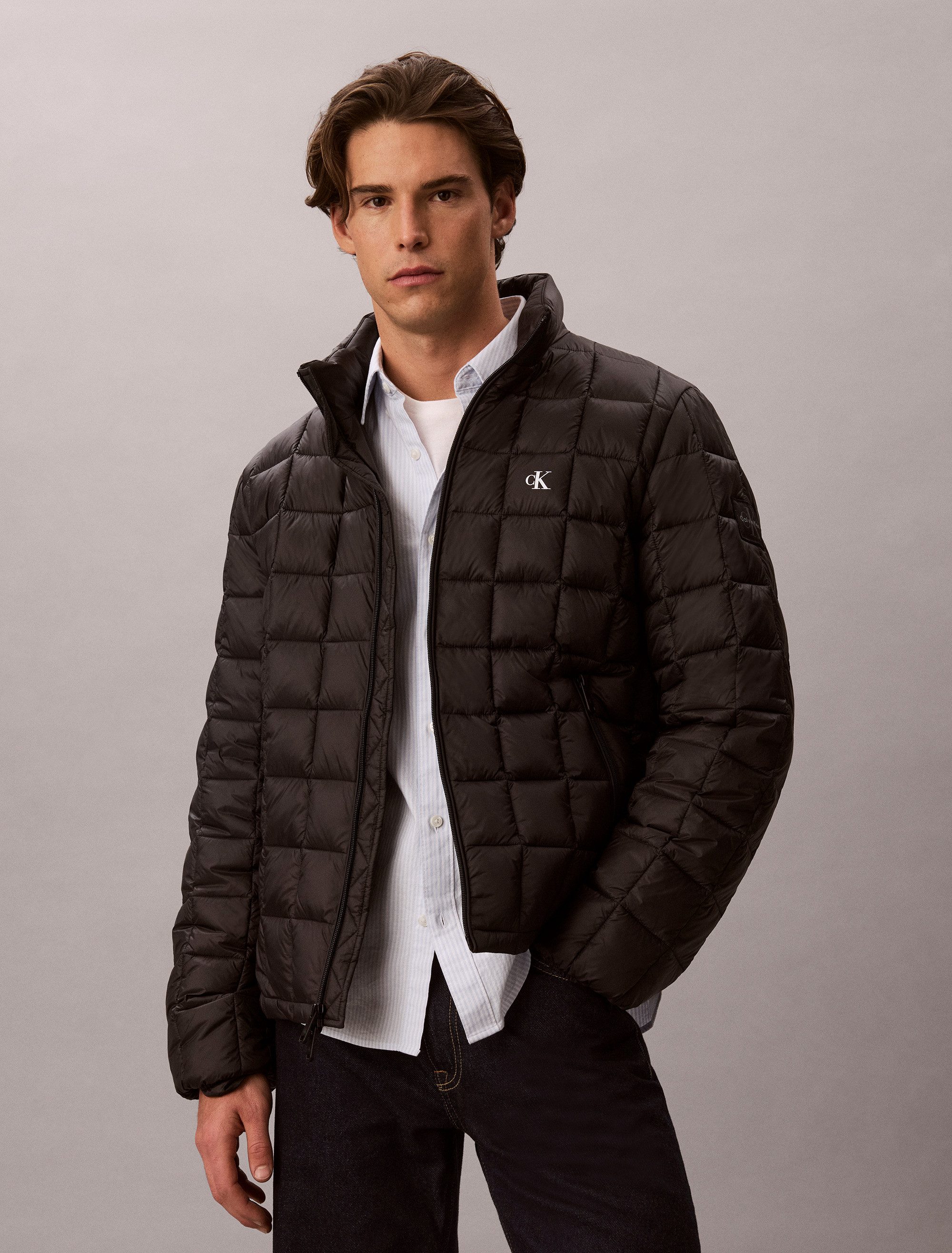 Calvin Klein Jeans Steppjacke Stehkragen, 2-Wege-Zipper, modische Steppung