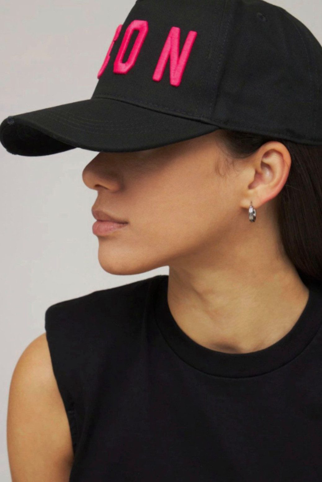 Dsquared2 Baseball Cap Icon Kappe Basebalkappe Trucker Mütze Verstellbarer Riemen, dezente Destroyed-Effekte, Gebogener Schirm