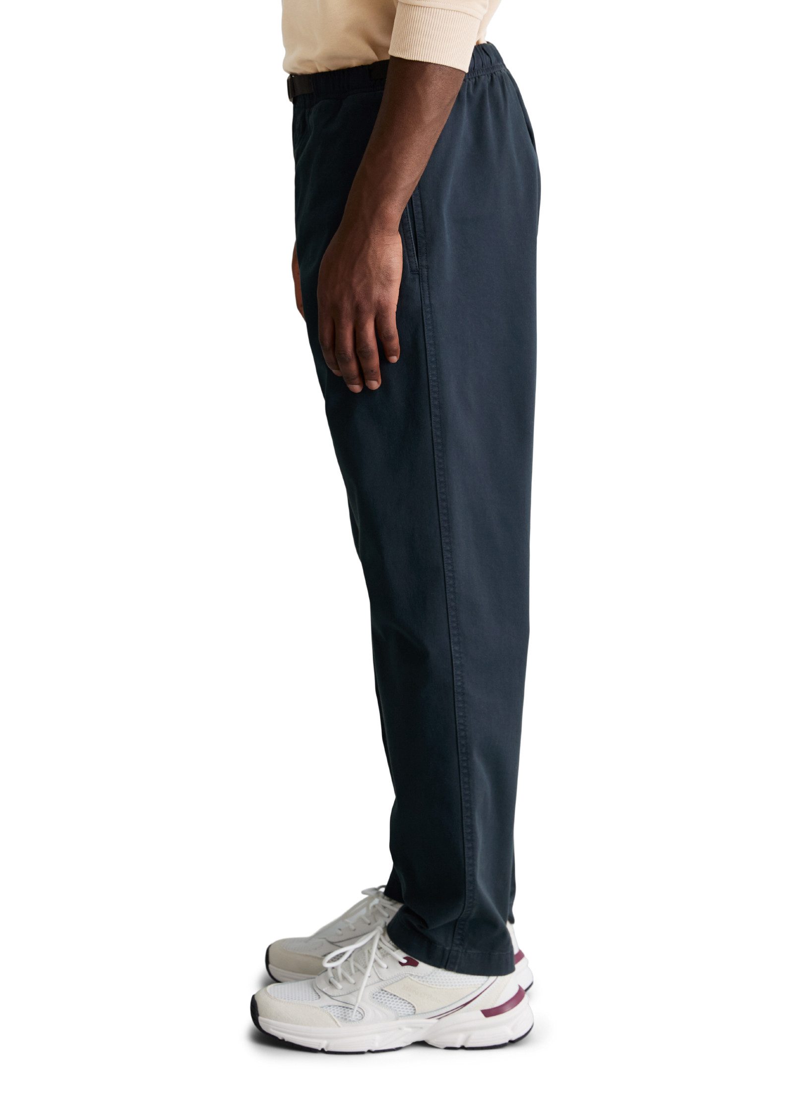 Marc O'Polo DENIM Chinohose mit integriertem Gürtel – Bild 2 von 5