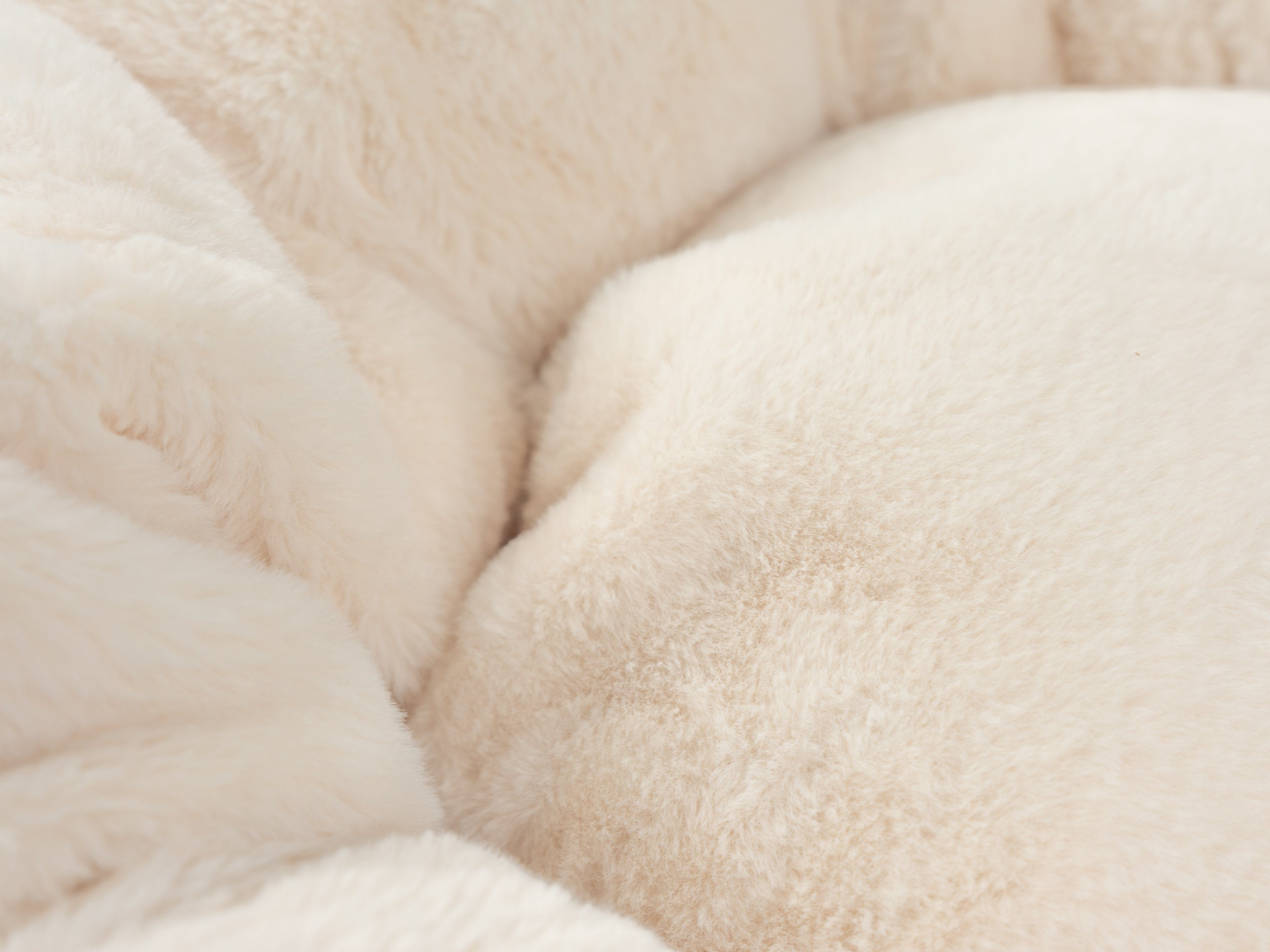 TrendPet Tierbett Hundebett "LunaBed" Beige, 100% Polyester, in 2 Größen erhältlich – Bild 4 von 5