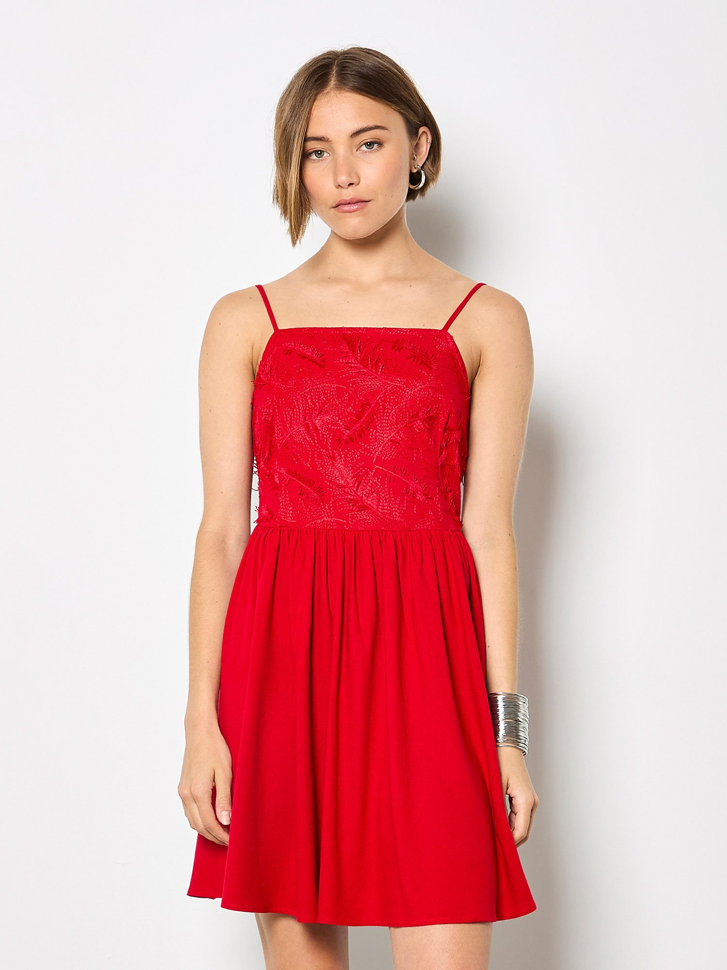 Apricot Minikleid Mini-Kleid mit Cami-Träger und Wimpernstickerei Elastischer Bund