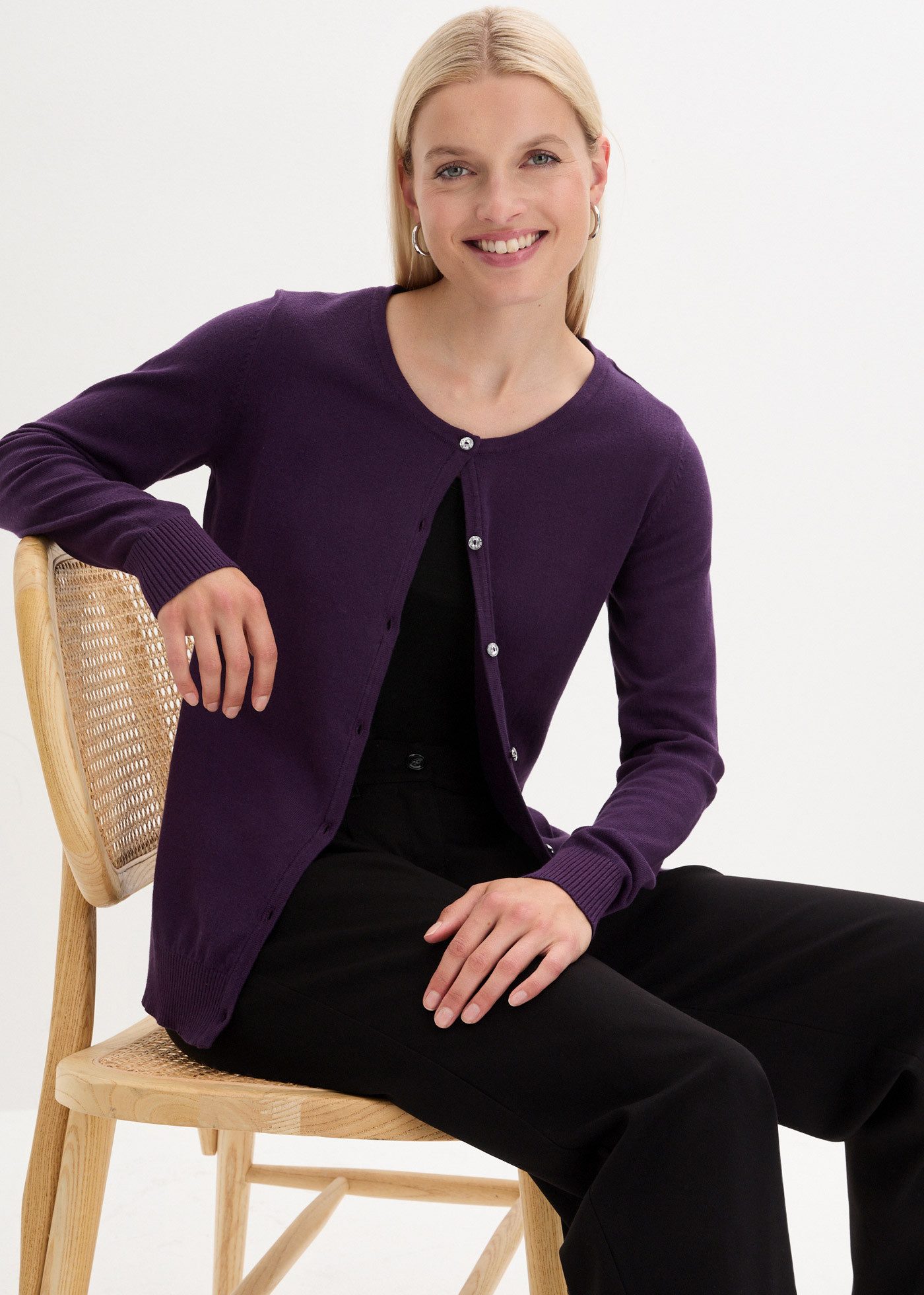 bonprix Strickjacke schmale Passform, Feinstrick-Design, aus Baumwolle und Polyamid