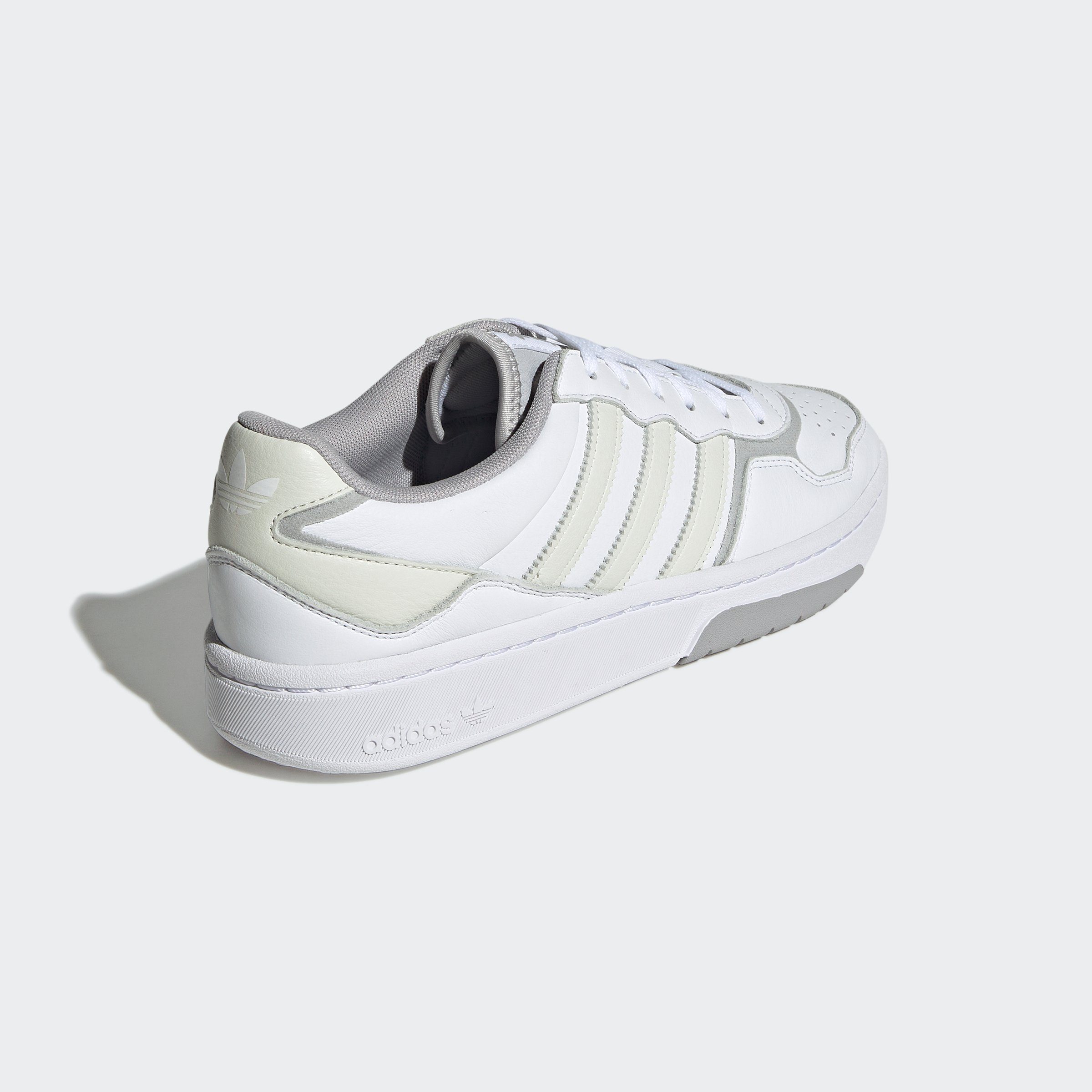 weiß-creme Originals adidas COURTIC Sneaker