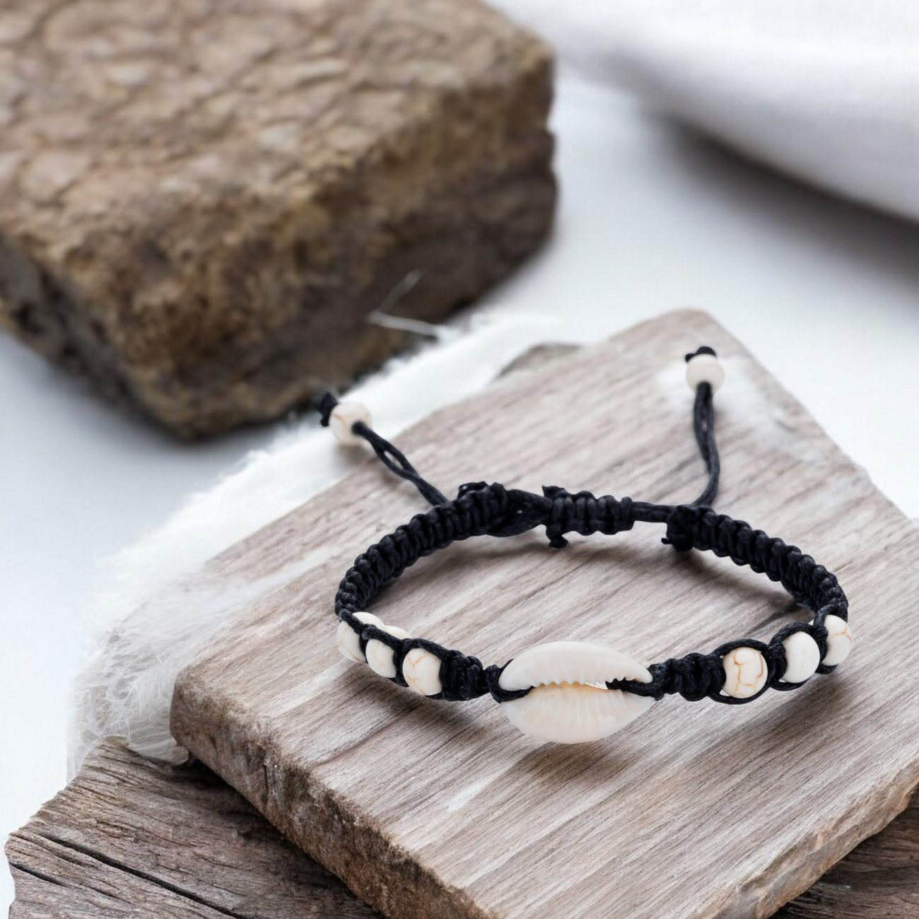 KARMA Armband Muschelarmband Schwarz Beige od. günstig online kaufen