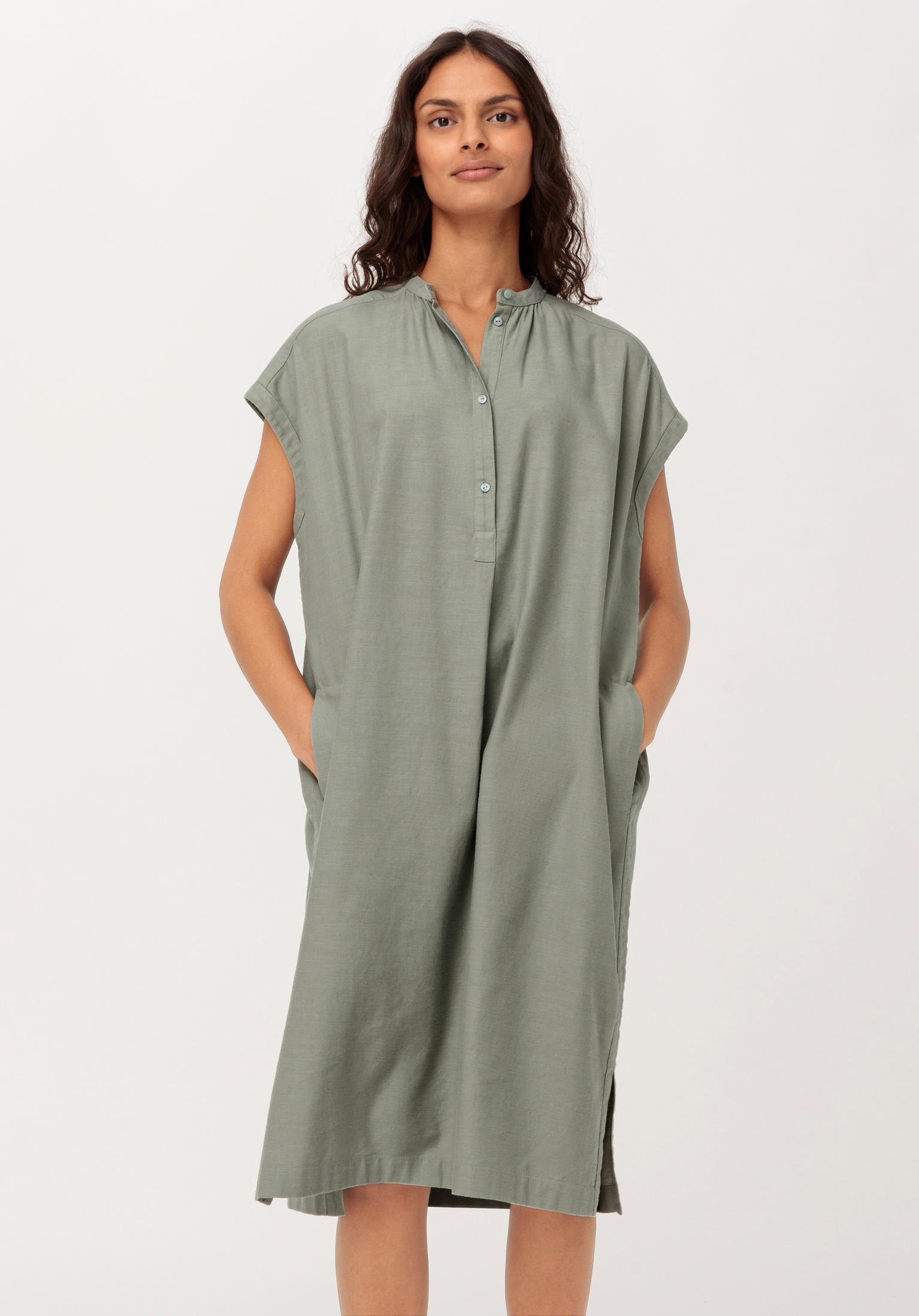 aus (1-tlg) Bio-Baumwolle Leinen mit agavegrün Hessnatur A-Linien-Kleid