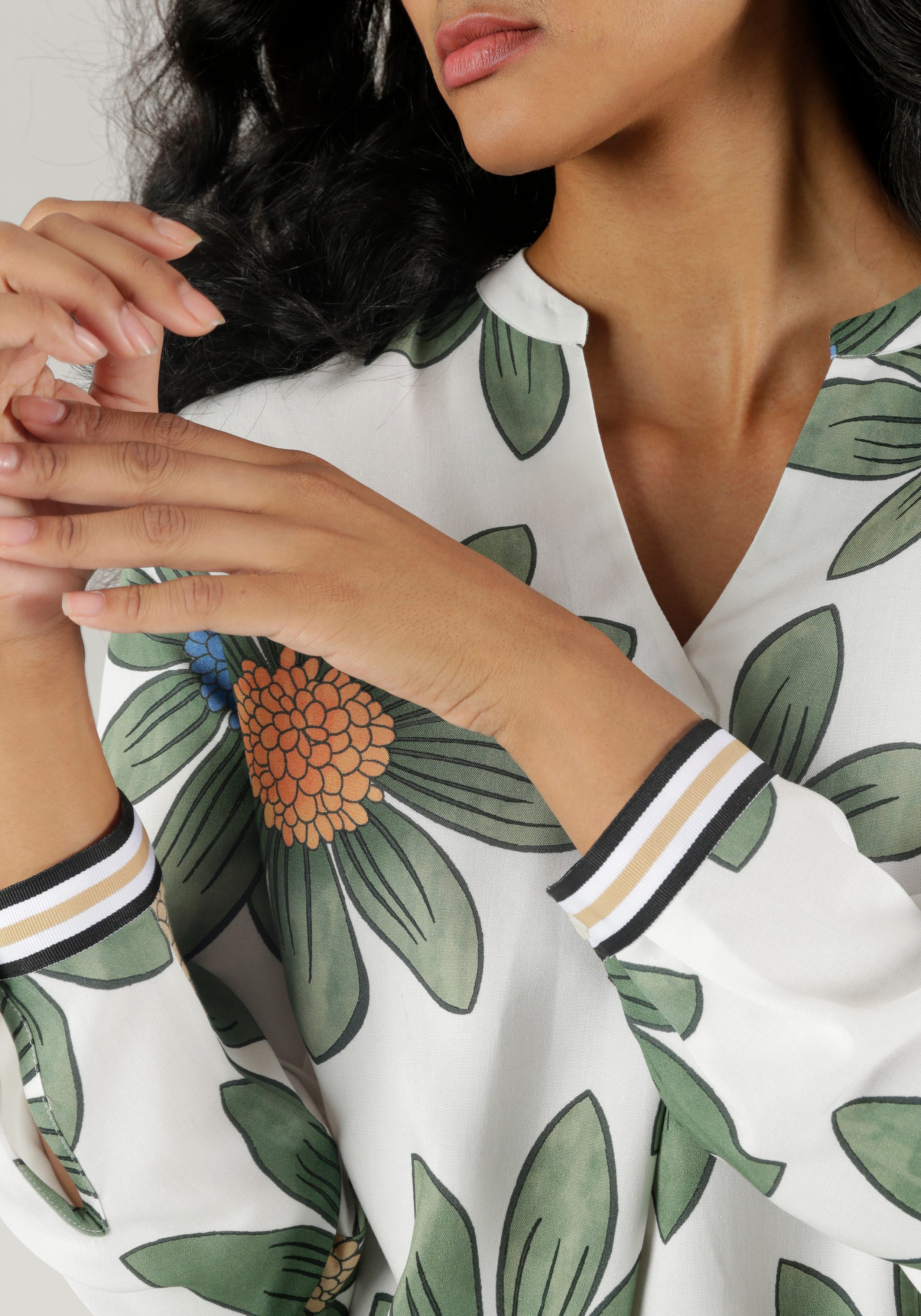 Aniston SELECTED Schlupfbluse mit gestreiften Manschetten