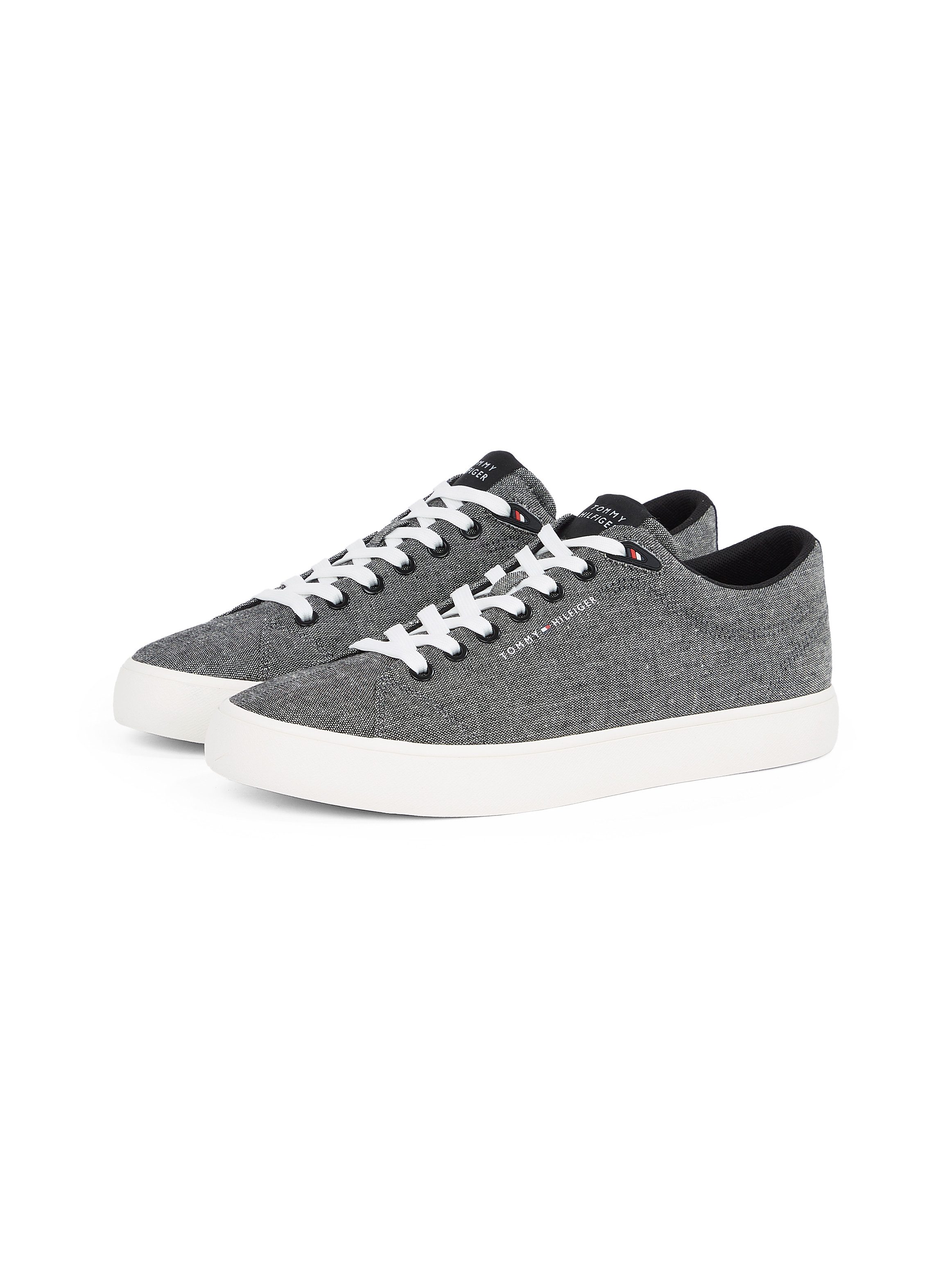 TH HI VULC LOW CORE CHAMBRAY Sneaker