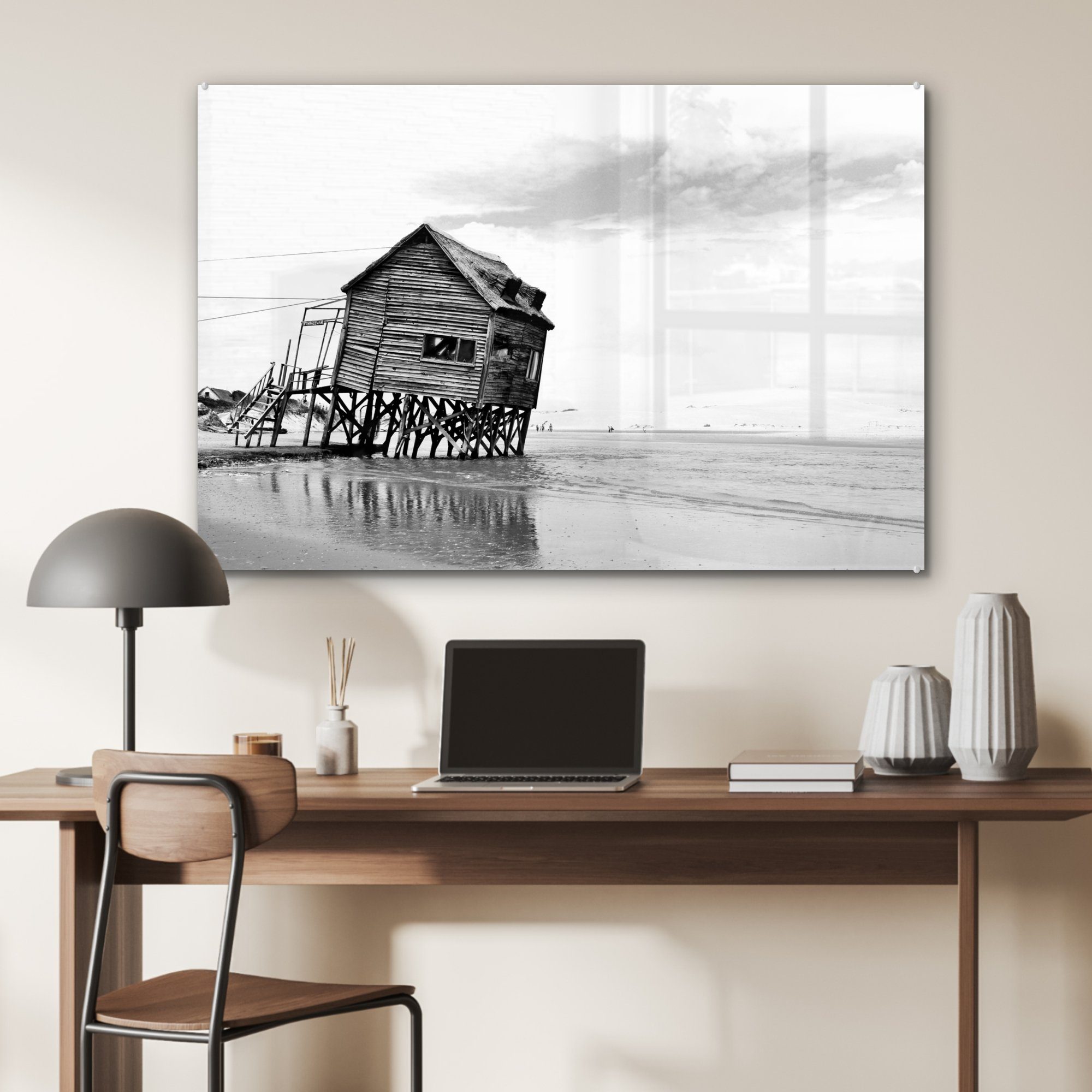 Acrylglasbild Wohnzimmer - und Hütte Schlafzimmer St), am Strand Acrylglasbilder MuchoWow & schwarz (1 weiß, Verlassene