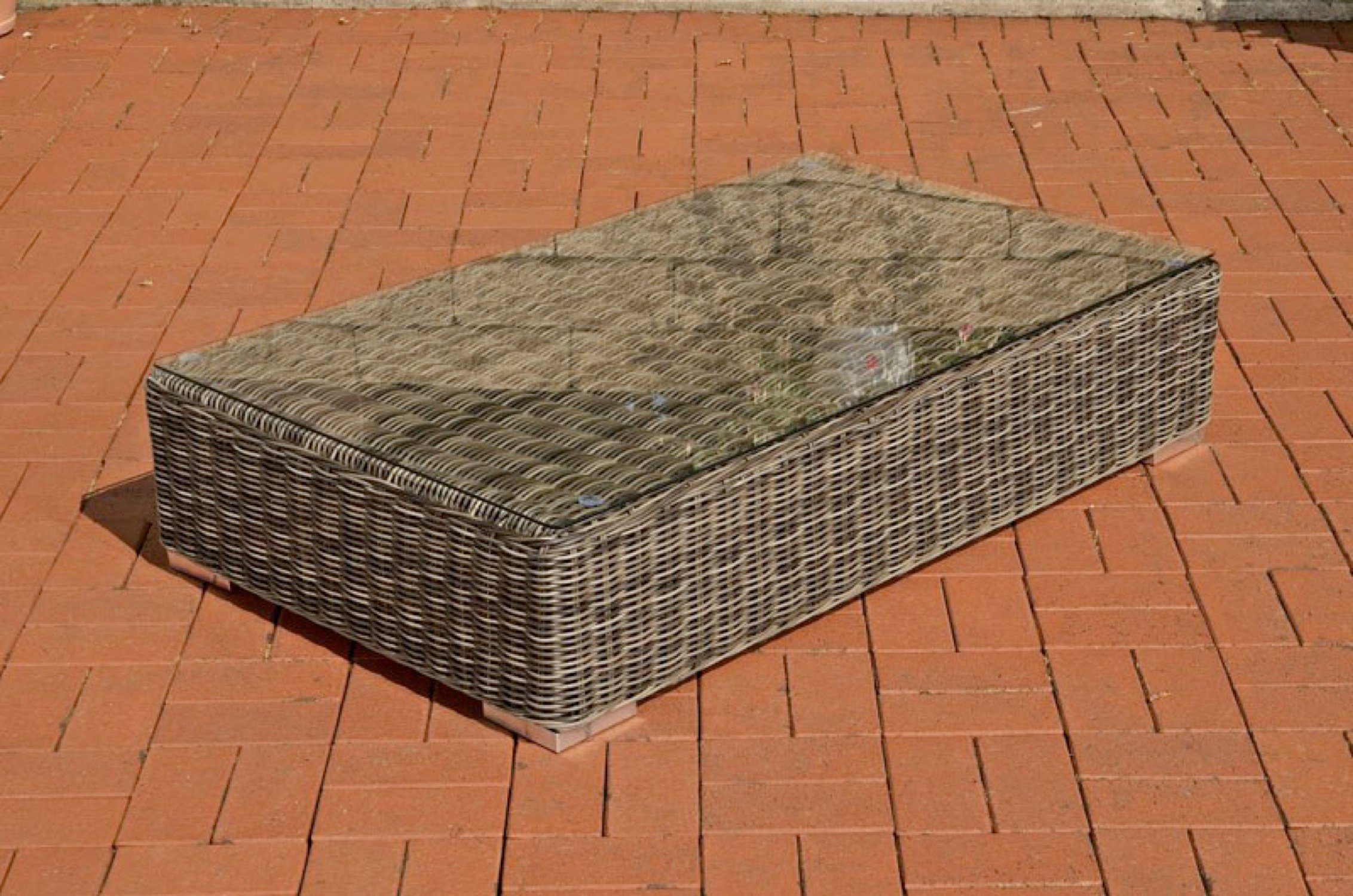 TPFGarden Gartentisch Arno - Loungetisch für Garten, Balkon, Terrasse (Hochwertiger Outdoor Tisch aus UV-beständigem Polyrattan, 1-St., Stabiler Loungetisch mit pulverbeschichtetem Aluminium-Gestell), Maße (BxLxH): 50 x 100 x 36cm - Farbe: grau-meliert