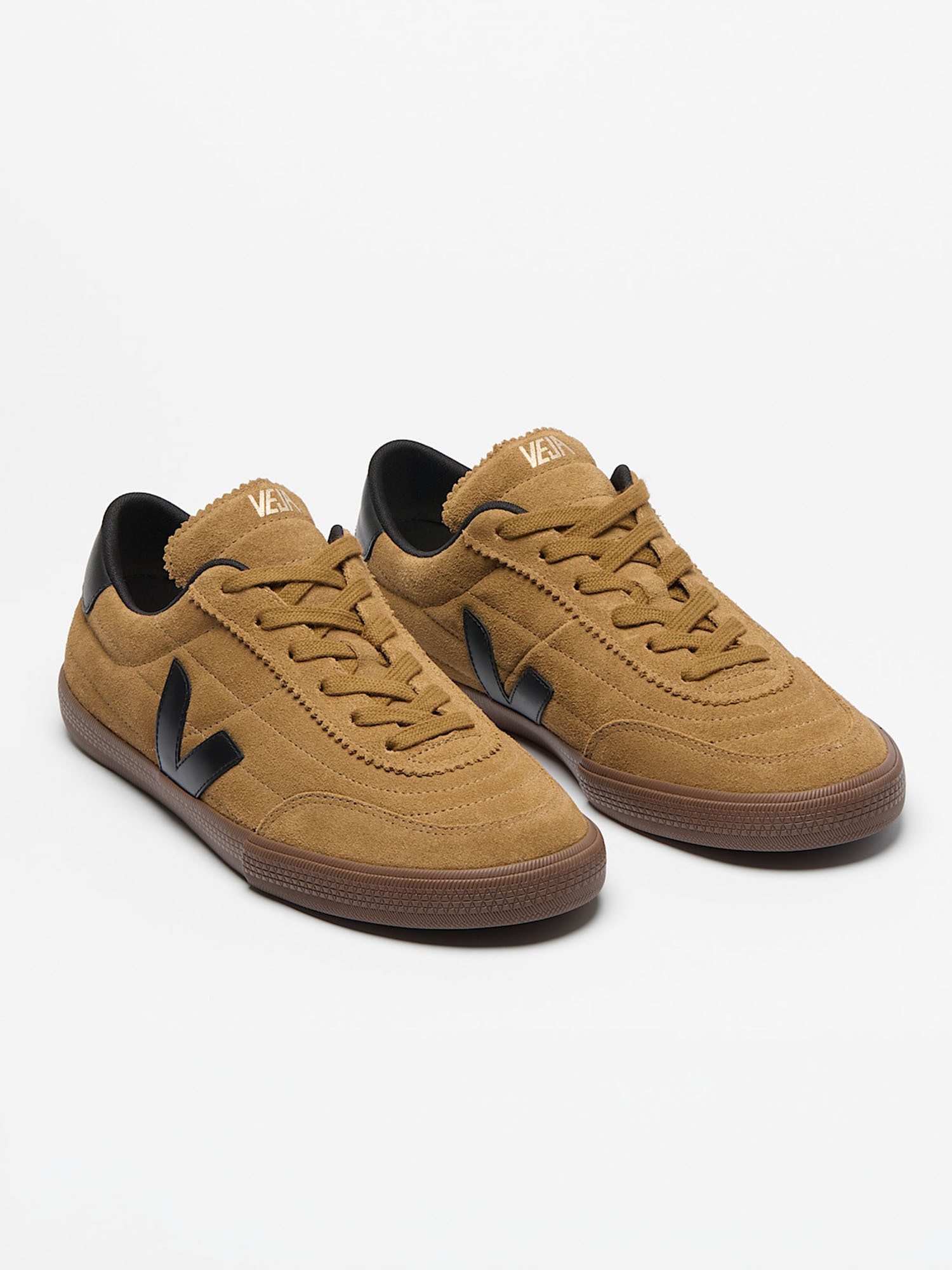 VEJA Panenka Suede Men Sneaker
