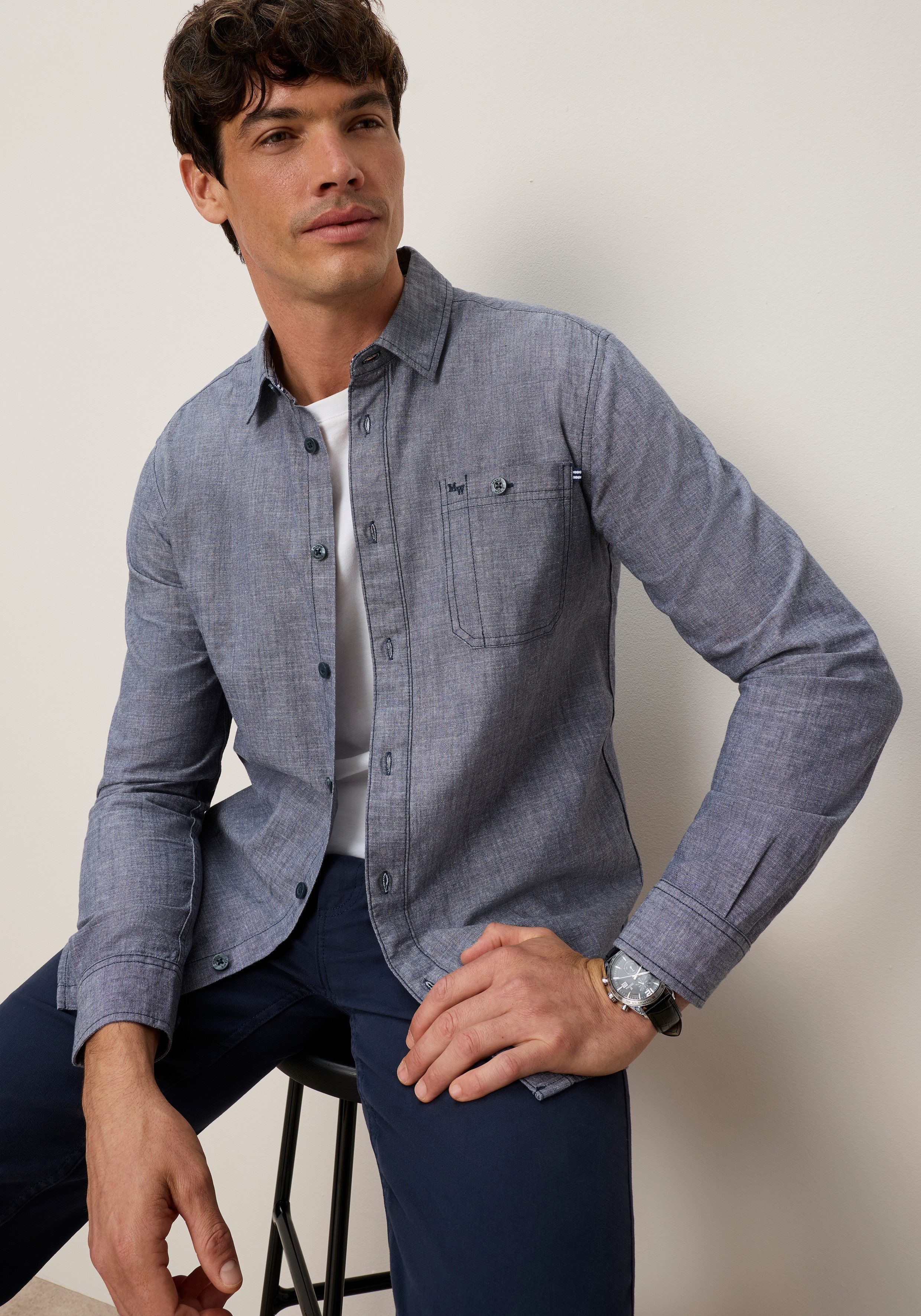 Man's World Langarmhemd mit normalem Hemdkragen, Regular-Fit-Passform. € 29,99, (€ 29,99 pro 1 Stk).