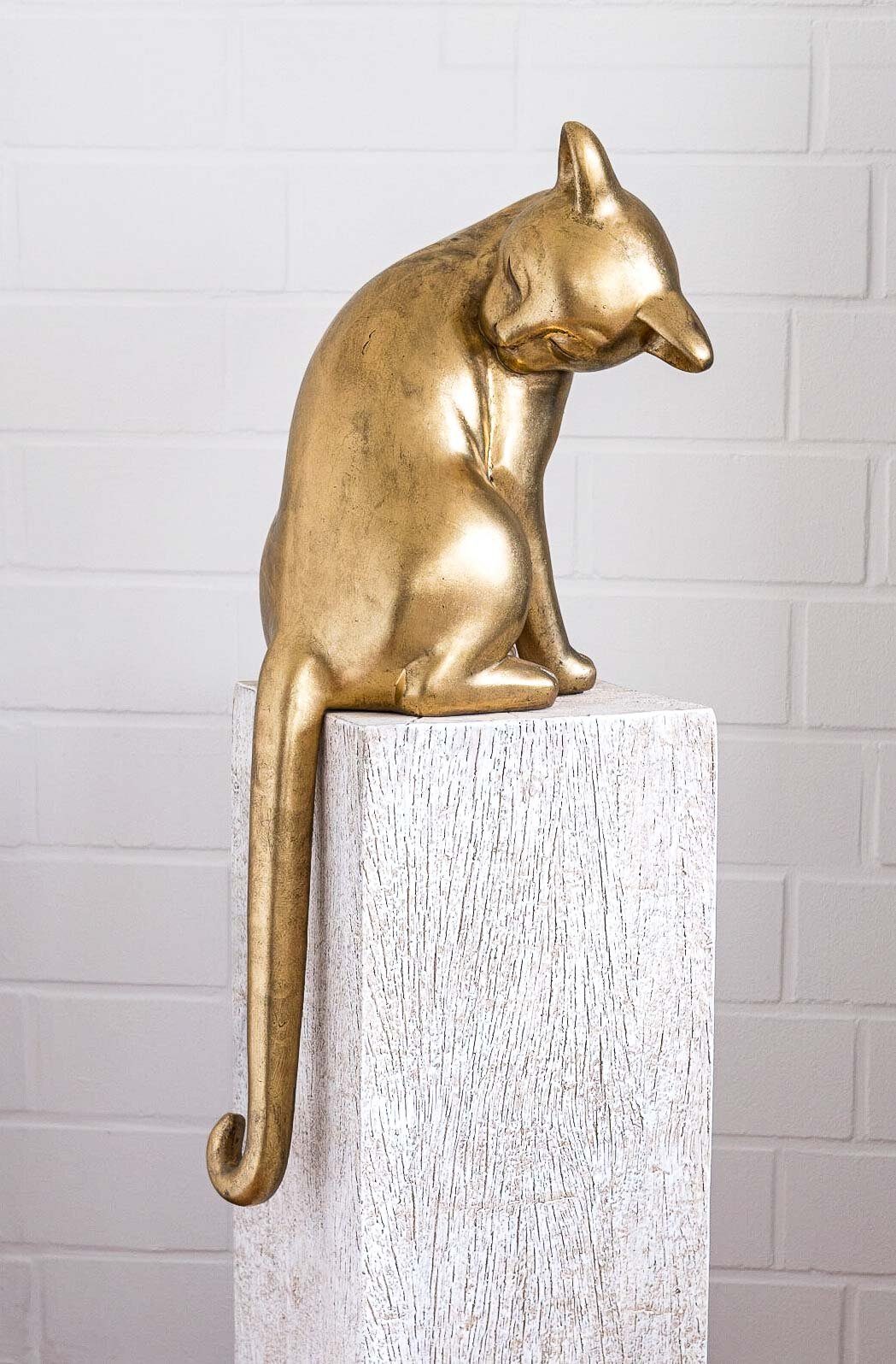 IDYL Dekofigur IDYL Moderne Skulptur Figur Sandsteinguss "Katze mit langem Schwanz", Moderne Figur "Katze" in goldfb..