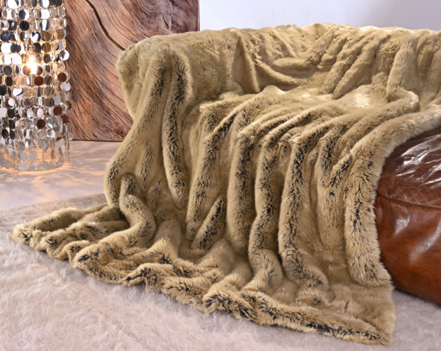 Wohndecke Premium Felldecke (Kunstfell) "Zobel caramel", Wohnen und Accessoires GmbH & Co. KG, Pelzoptik