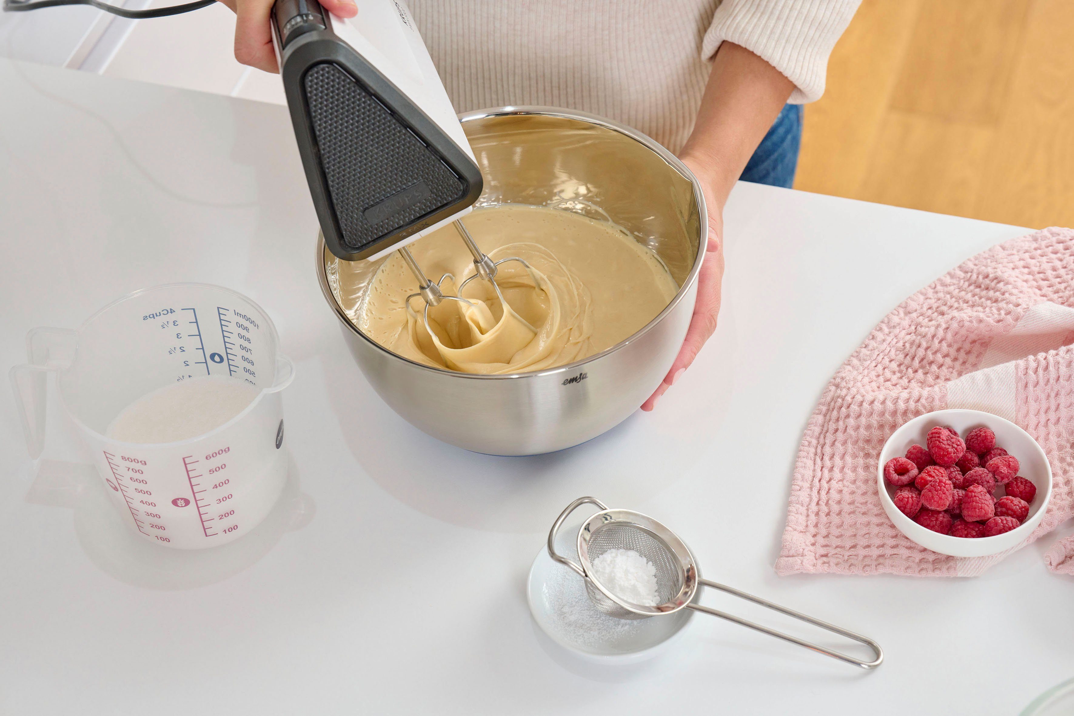 Emsa Rührschüssel Emsa K32722 Prep&Bake Edelstahl-Rührschüssel 22 cm, Edelstahl, (1-tlg), rutschfester Boden, Ausgießlippe für präzises Ausgießen – Bild 5 von 5