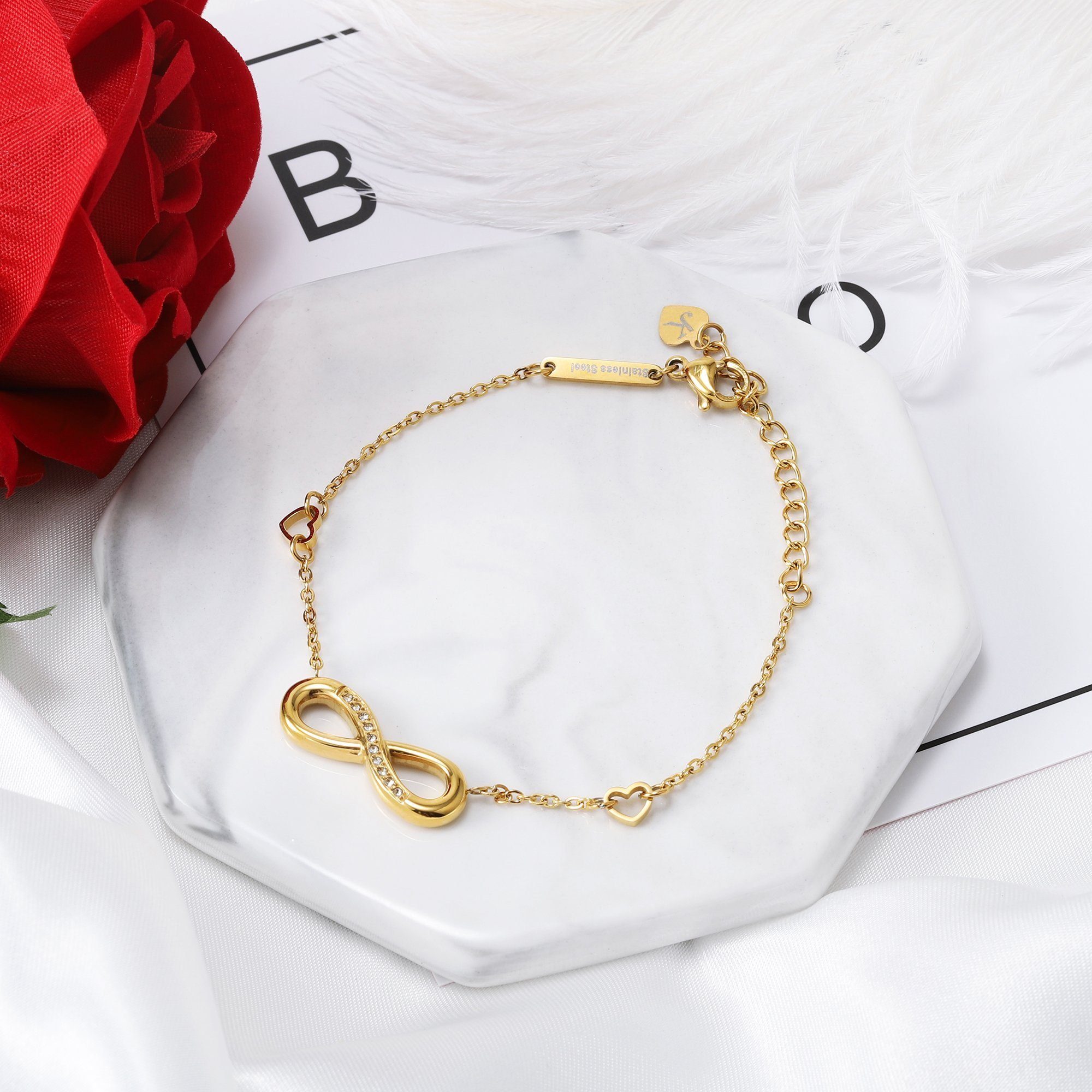 Kim Johanson Armband Infinity aus Edelstahl (1-tlg), mit funkelnden Zirkonia - Eleganz für die Ewigkeit – Bild 3 von 5