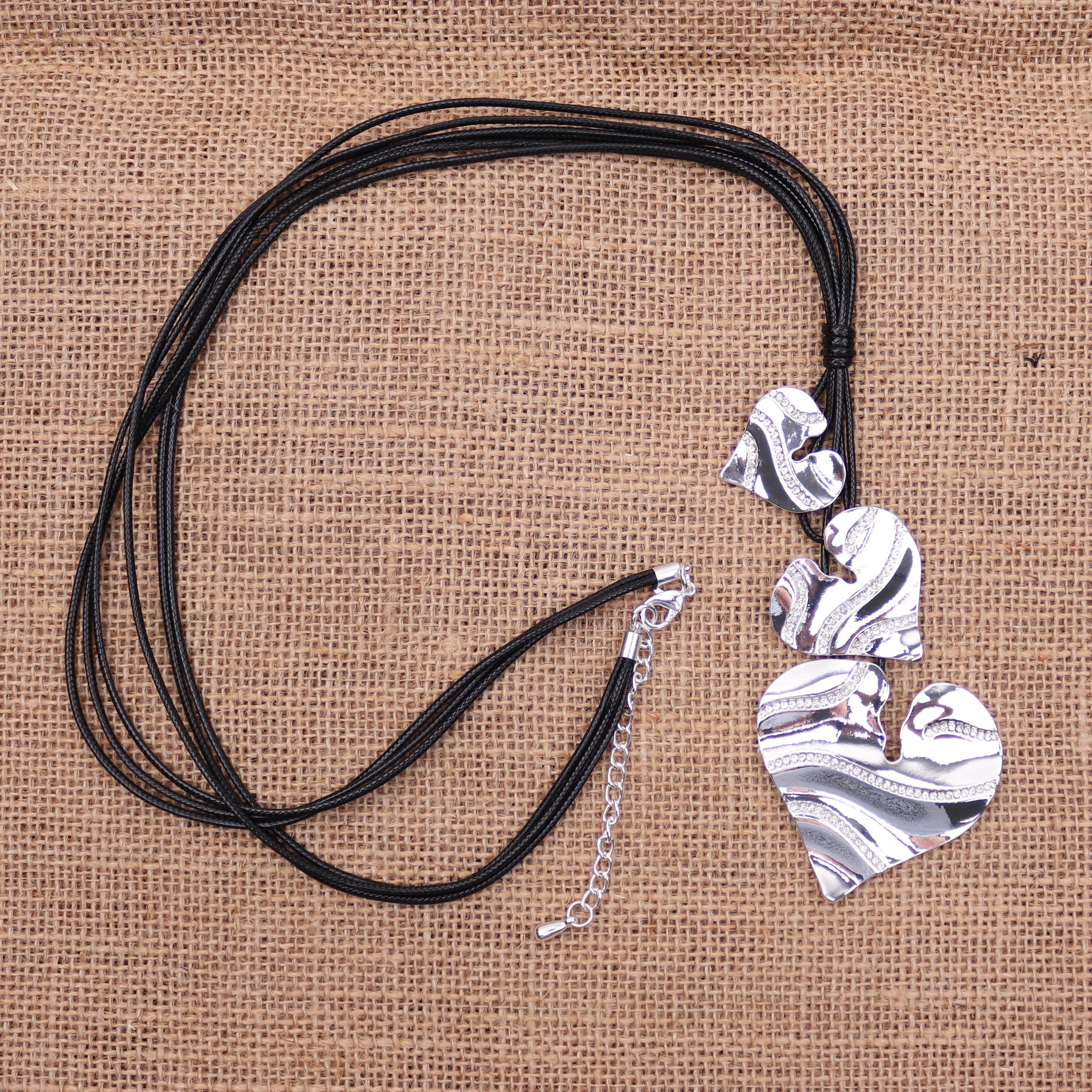 MIRROSI Lange Kette Damen Halskette mit elegantem Anhänger aus Metall ca.90cm lang (perfekt für Pullover, Bluse, Shirt)