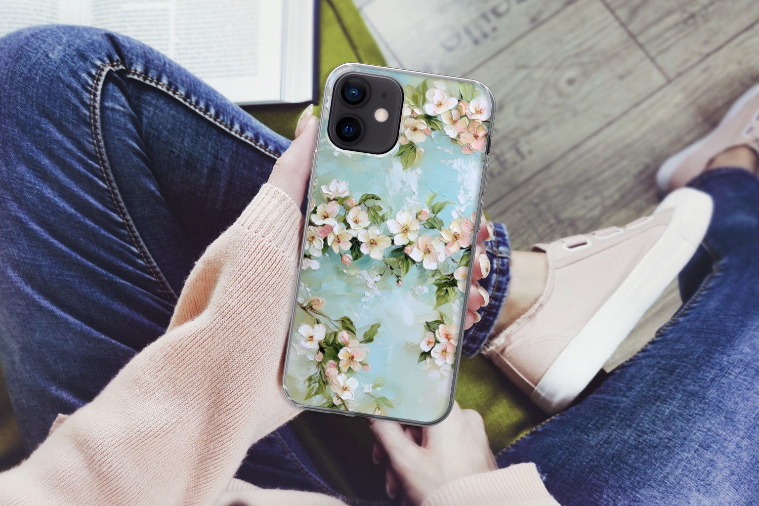 MuchoWow Handyhülle für Apple iPhone 12 Blüte - Blätter - Hellblau, Smartphone-Bumper, Print, Handy Schutzhülle Dünn