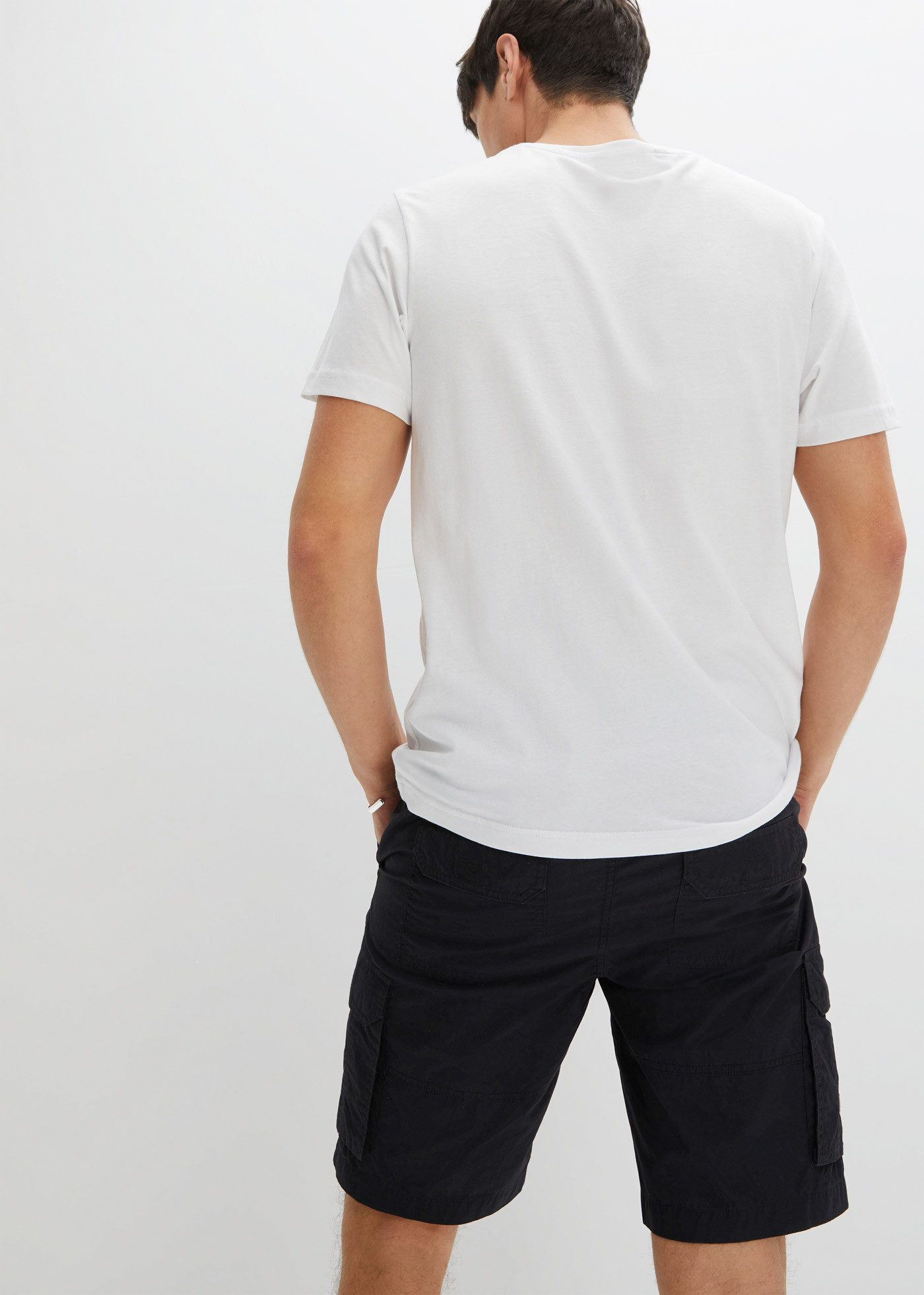 bonprix T-Shirt (Packung, 5-tlg., 5er) Regular Fit, Kurzarm, für warme Tage, aus Baumwolle und Viskose
