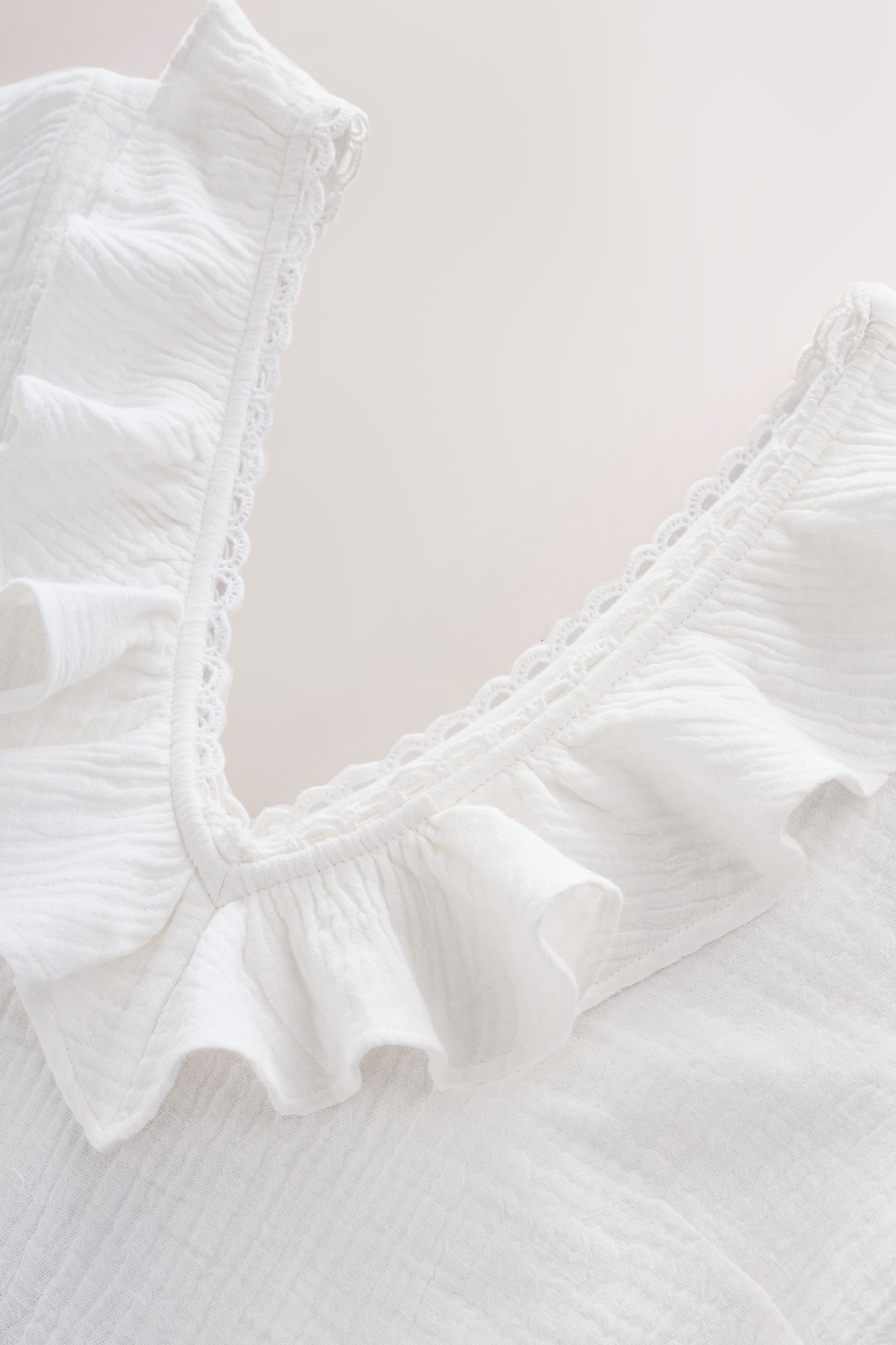 LAURA ASHLEY Kurzarmbluse Laura Ashley Kurzarmoberteil aus Leinengemisch (1-tlg)