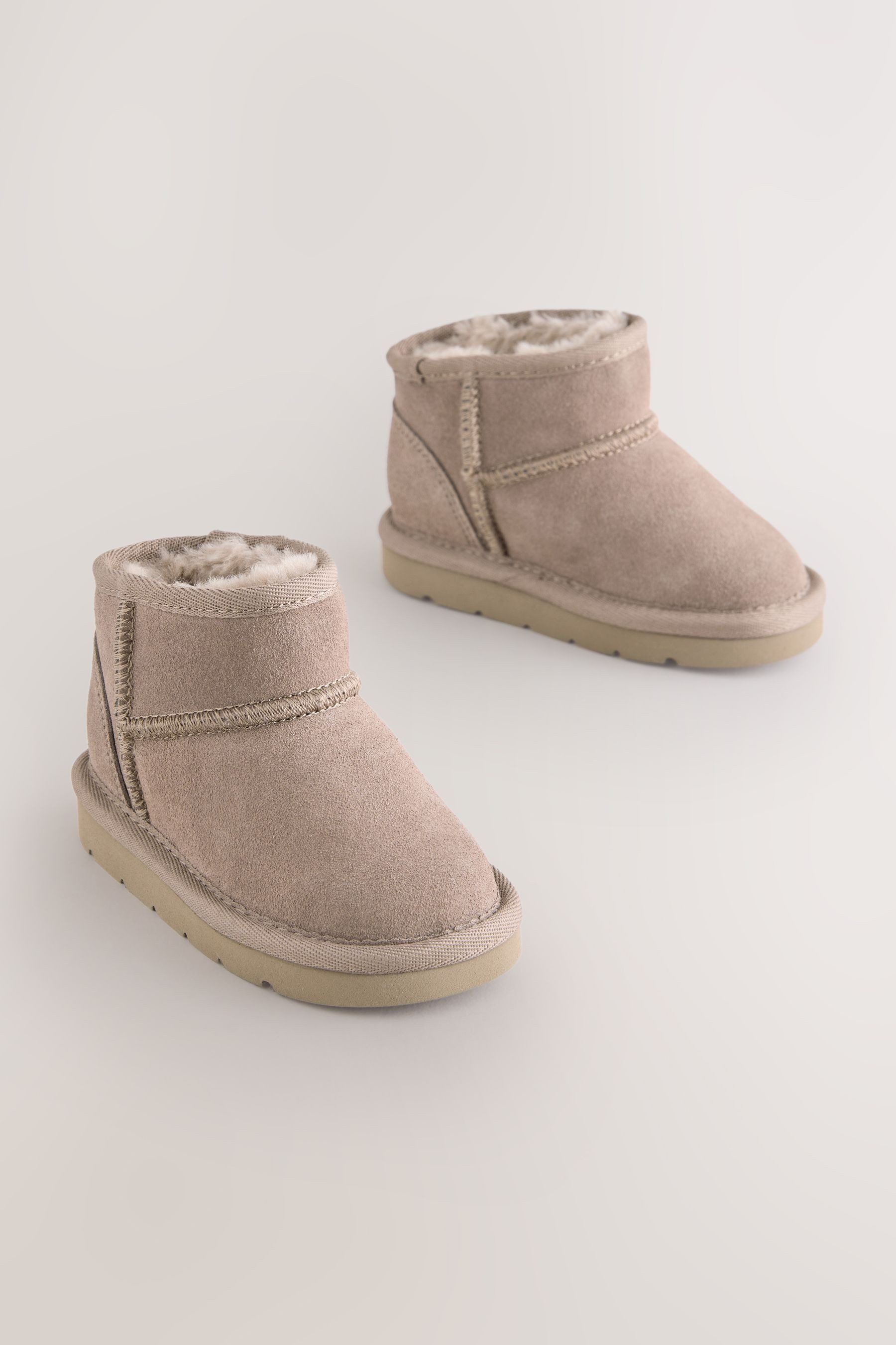 Next Wasserabweisende Schlupfstiefel aus Veloursleder Babystiefel – Bild 4 von 5