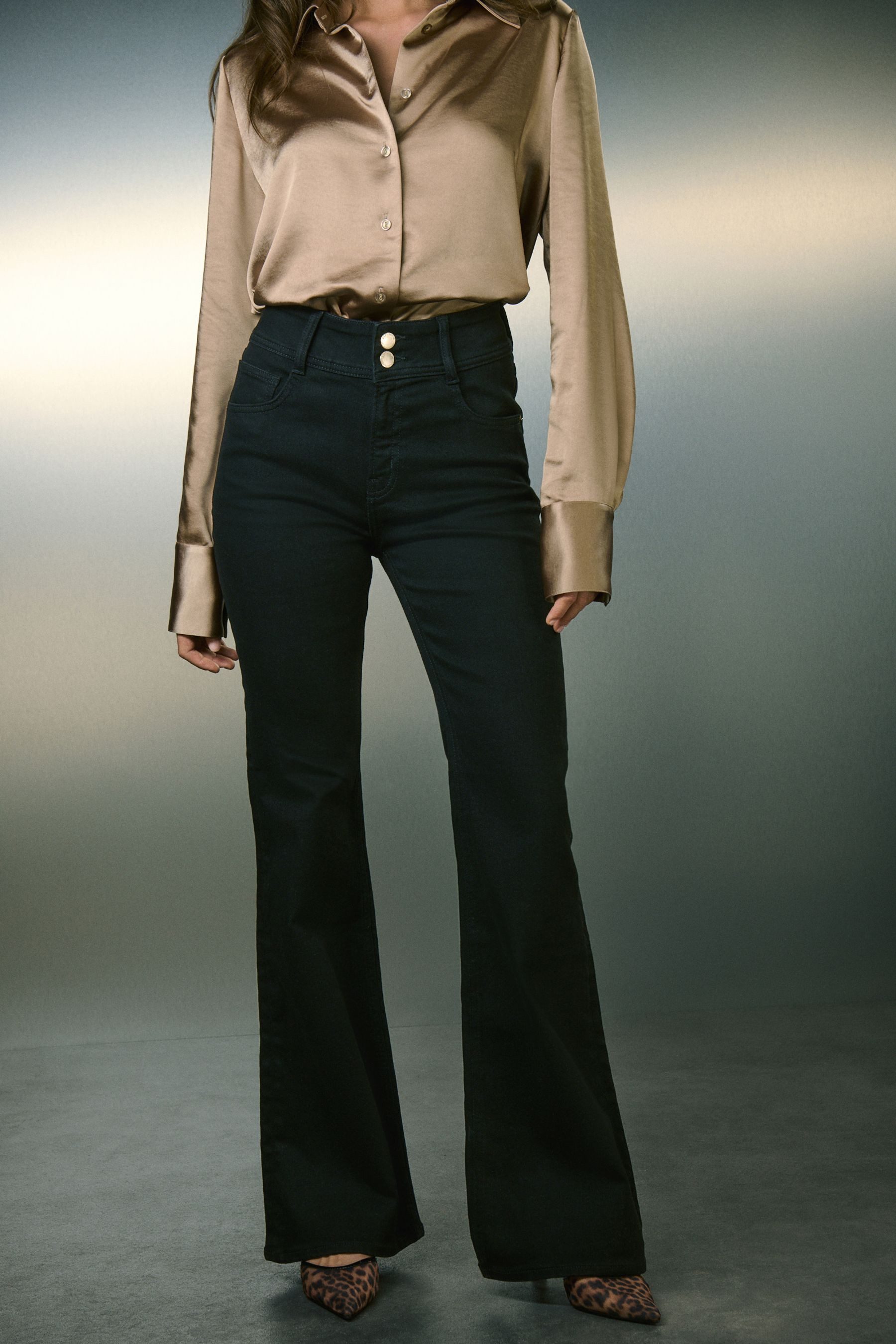 Next Stretch-Jeans Hochbund-Schlagjeans mit Stretch (1-tlg)