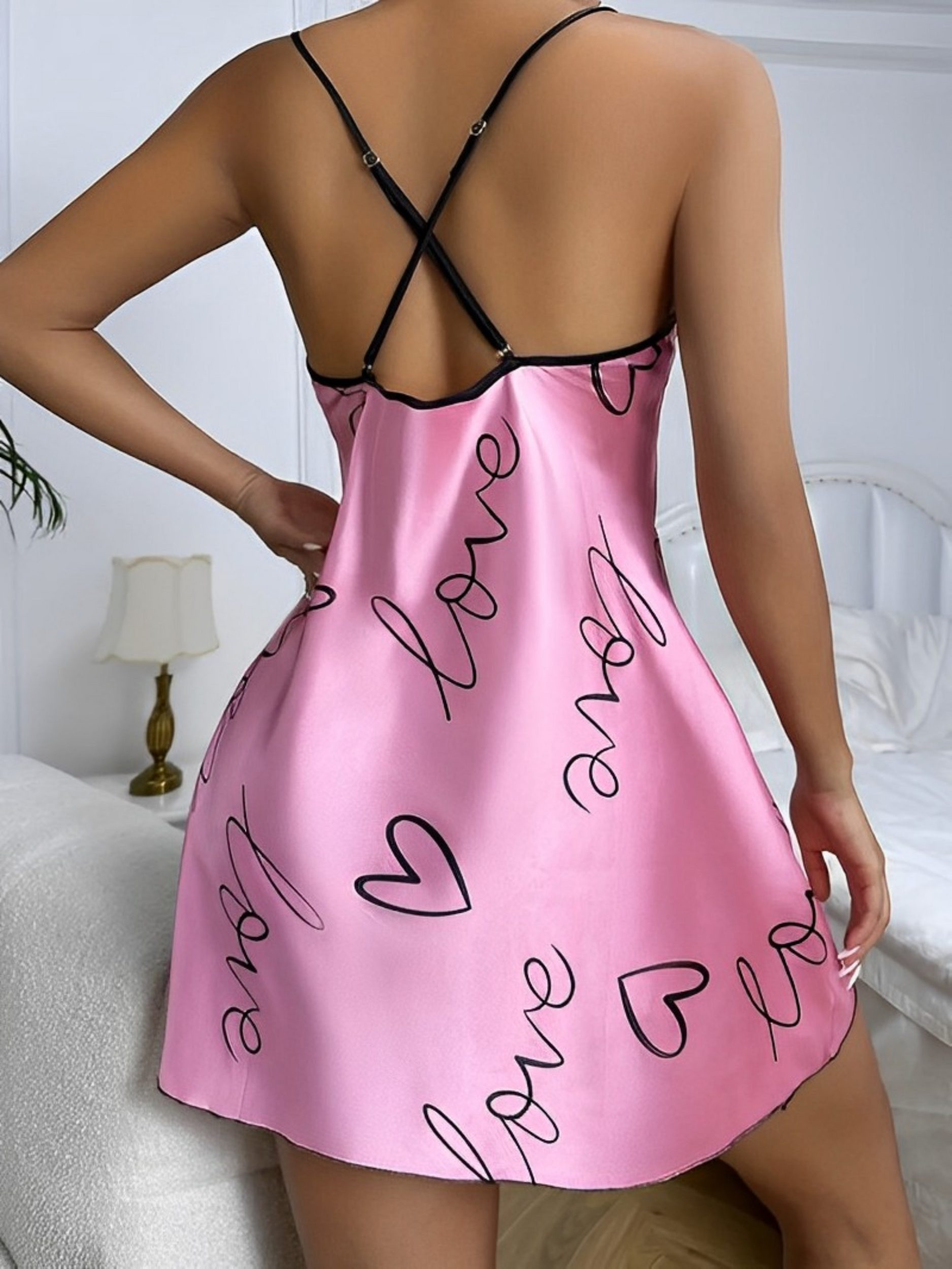 Elegant Love Nachthemd Sexy Negligee für Damen, Nachtwäsche aus Satin (1-tlg) Rückenfreie Loungewear mit Herz- und Buchstabendruck