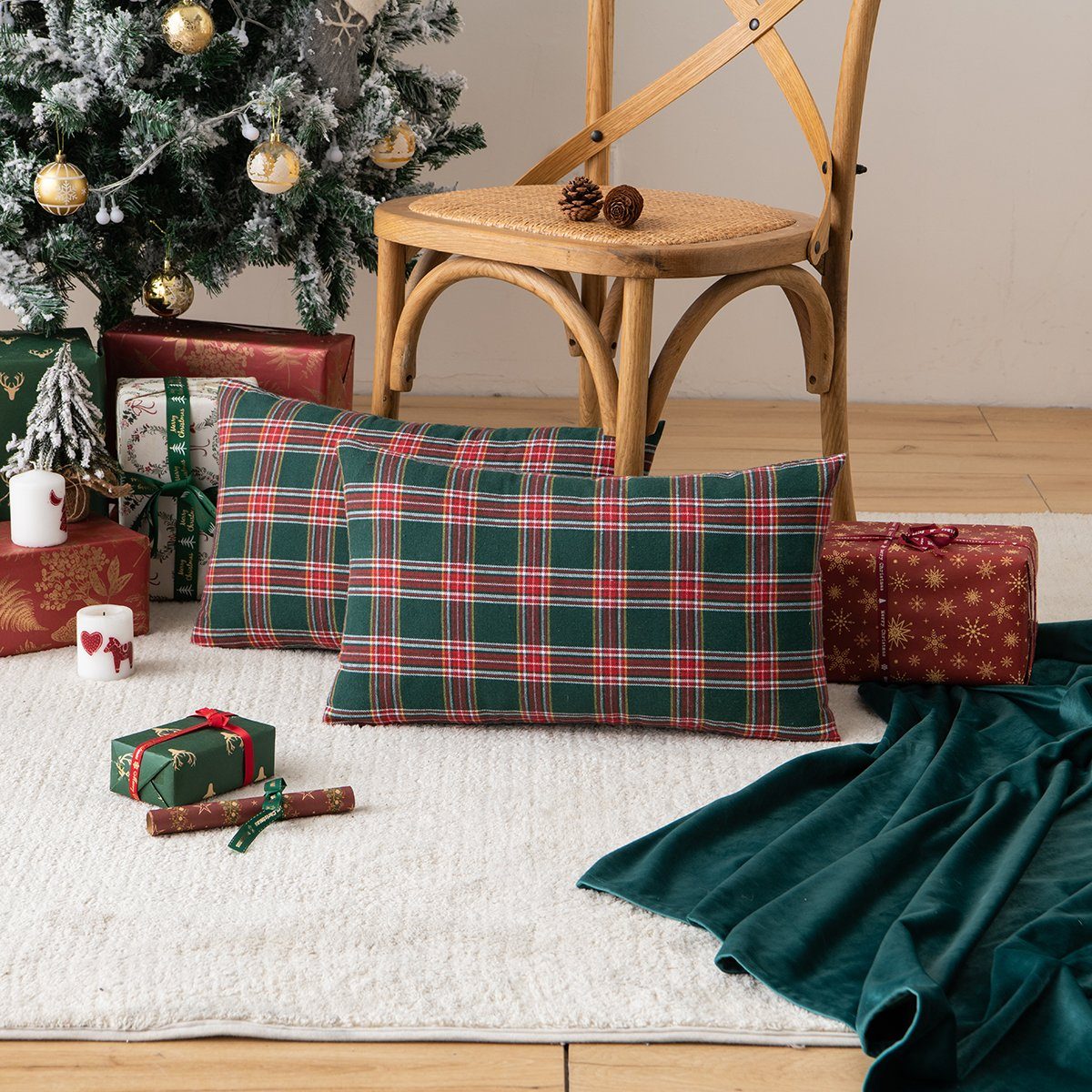 Kissenbezüge Quadratisch Schottisch kariert, Baumwolle Polyester, für Bett  Sofa Pad, Sunicol (2 Stück), Weihnachtsdekoration