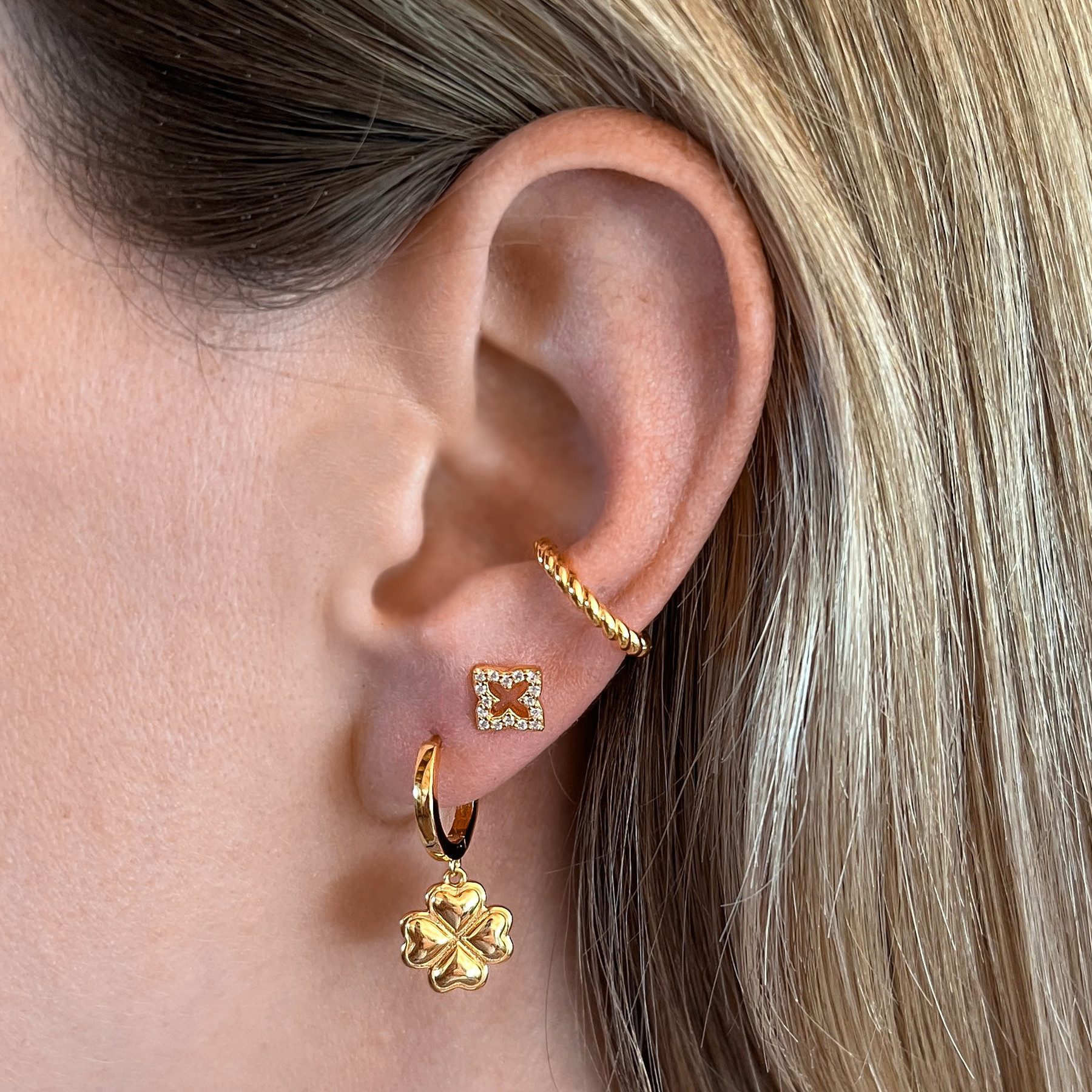 Brandlinger Ohrklemme Cuff Mykonos, Silber 925 vergoldet, gedrehter Ear Cuff (Kordel)